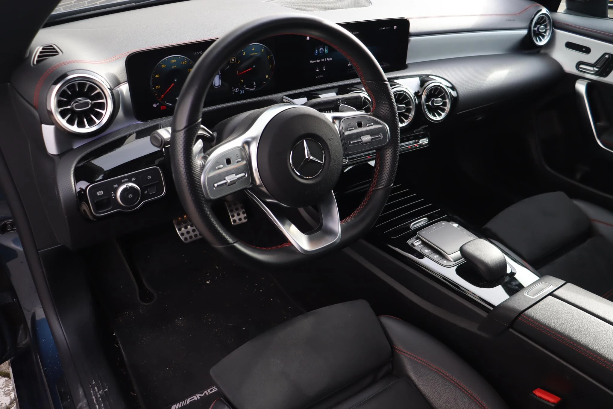 Hoofdafbeelding Mercedes-Benz CLA