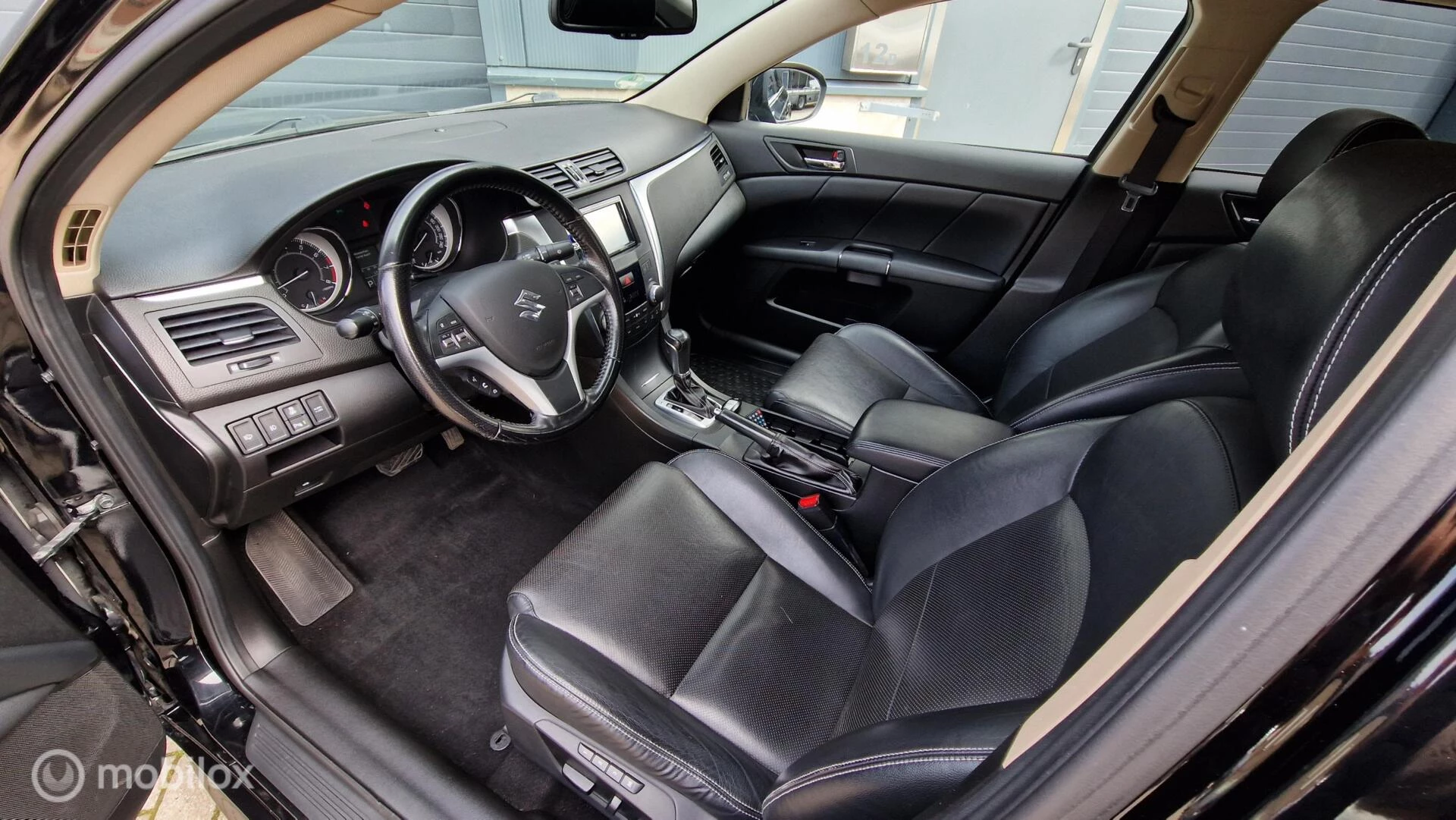 Hoofdafbeelding Suzuki Kizashi