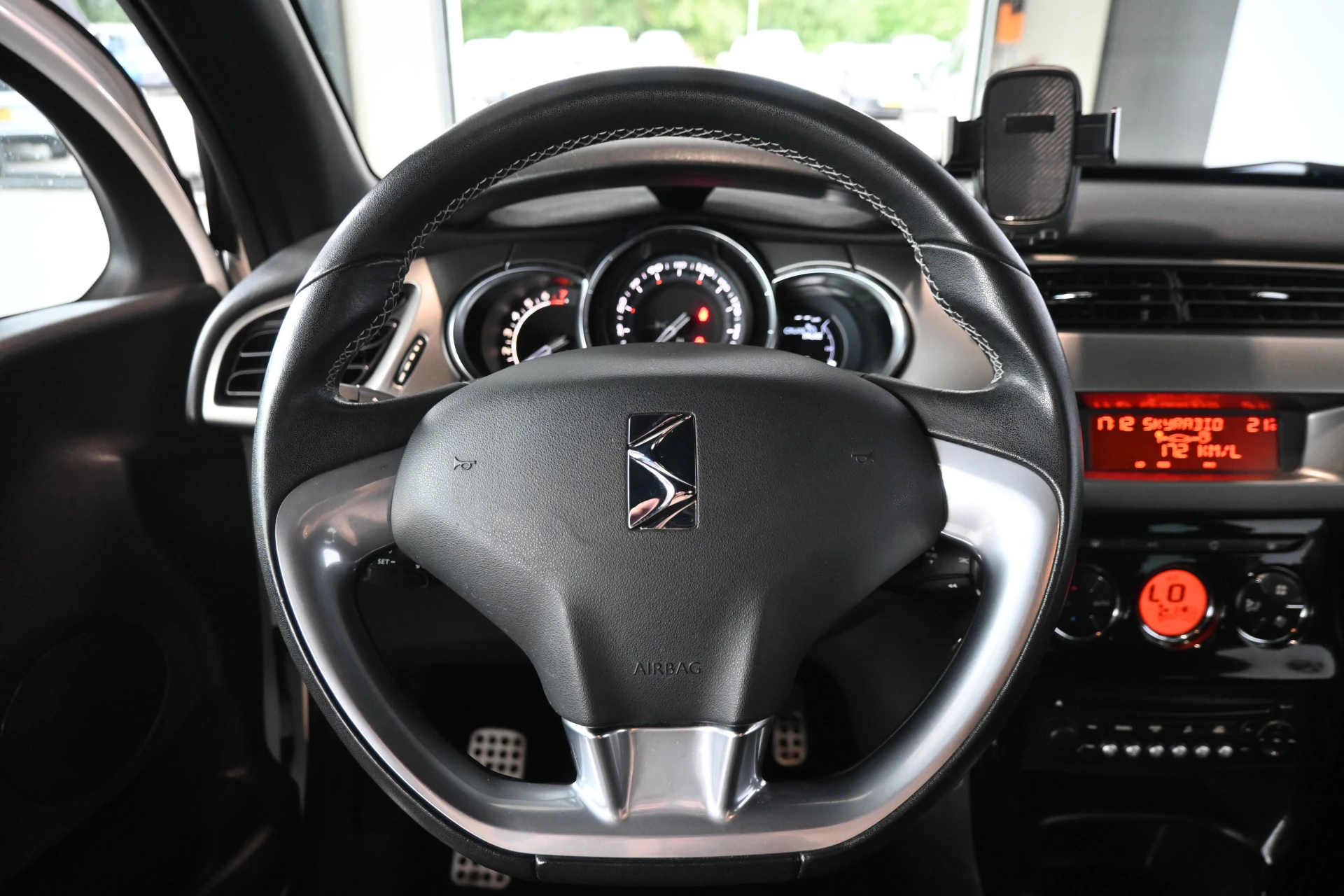 Hoofdafbeelding DS DS 3