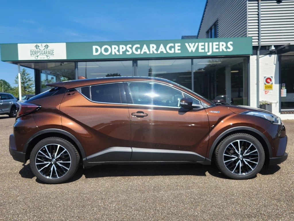 Hoofdafbeelding Toyota C-HR