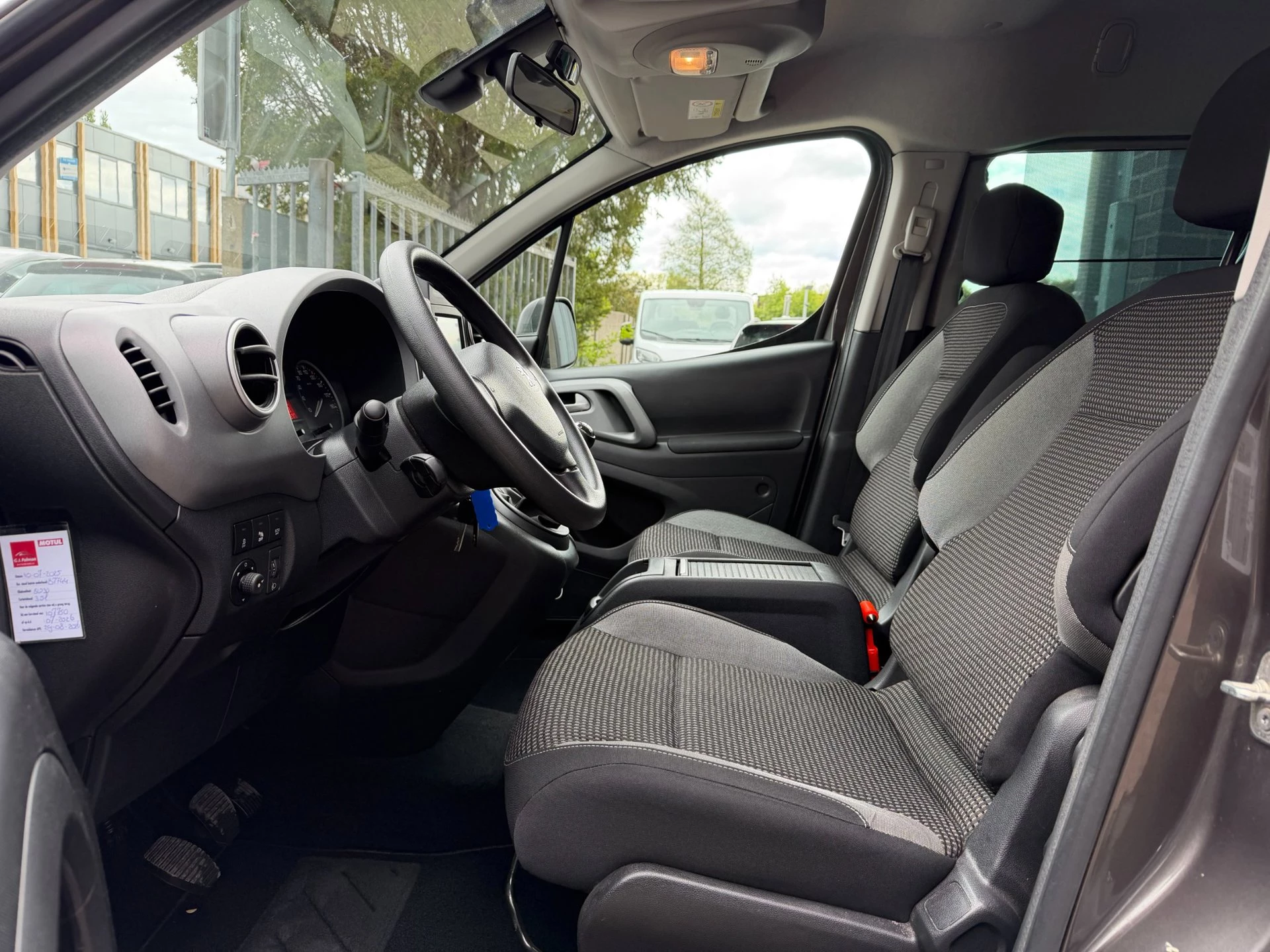 Hoofdafbeelding Peugeot Partner