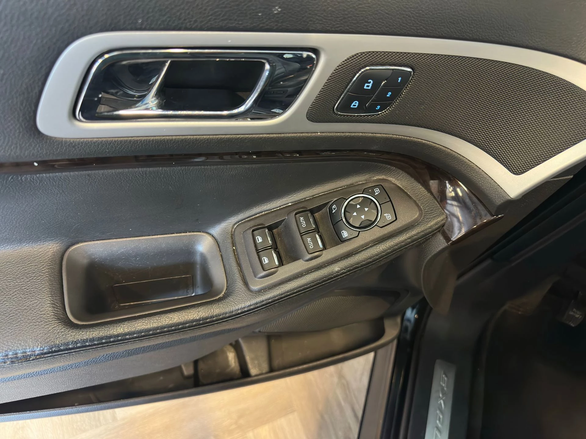 Hoofdafbeelding Ford Explorer