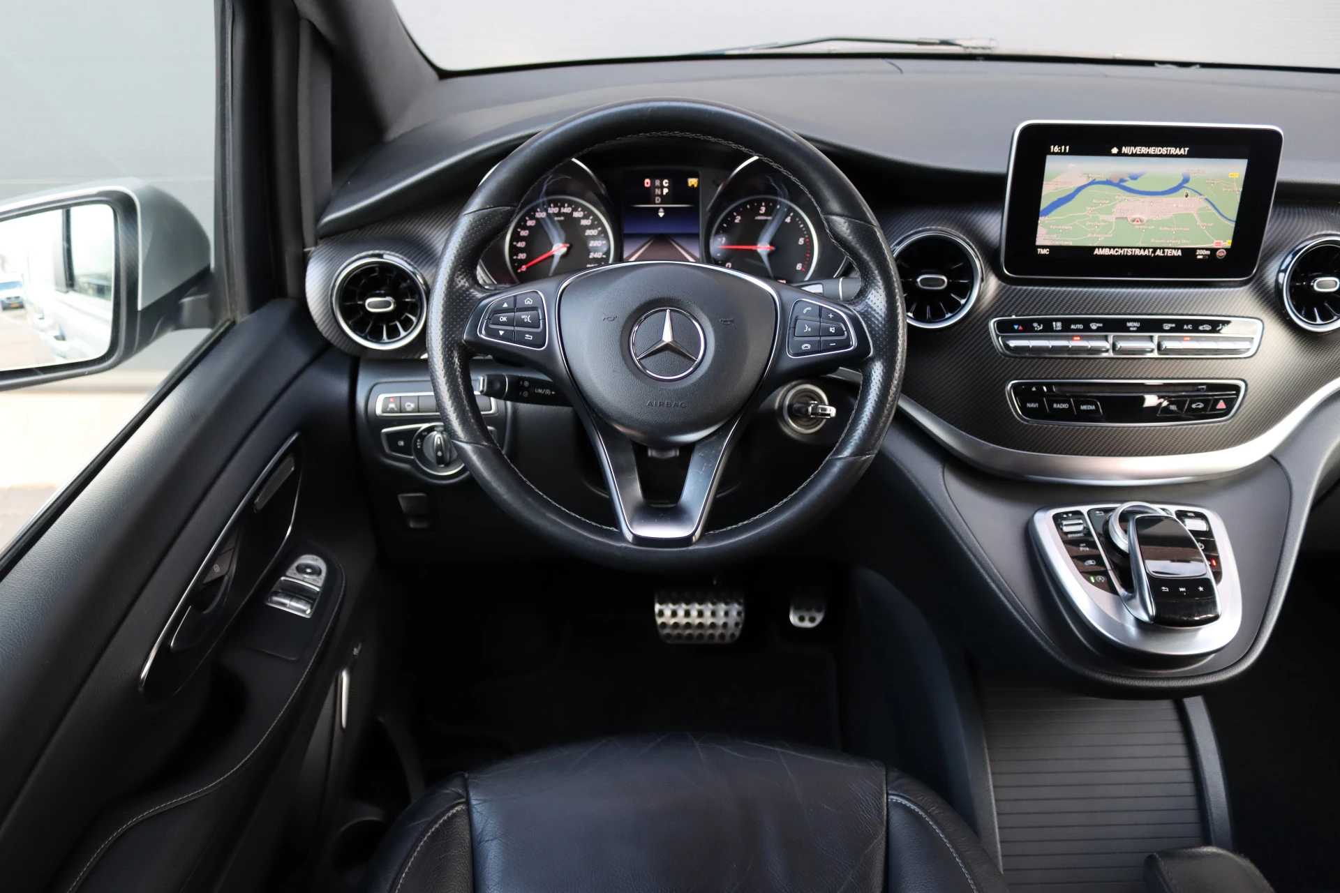 Hoofdafbeelding Mercedes-Benz V-Klasse