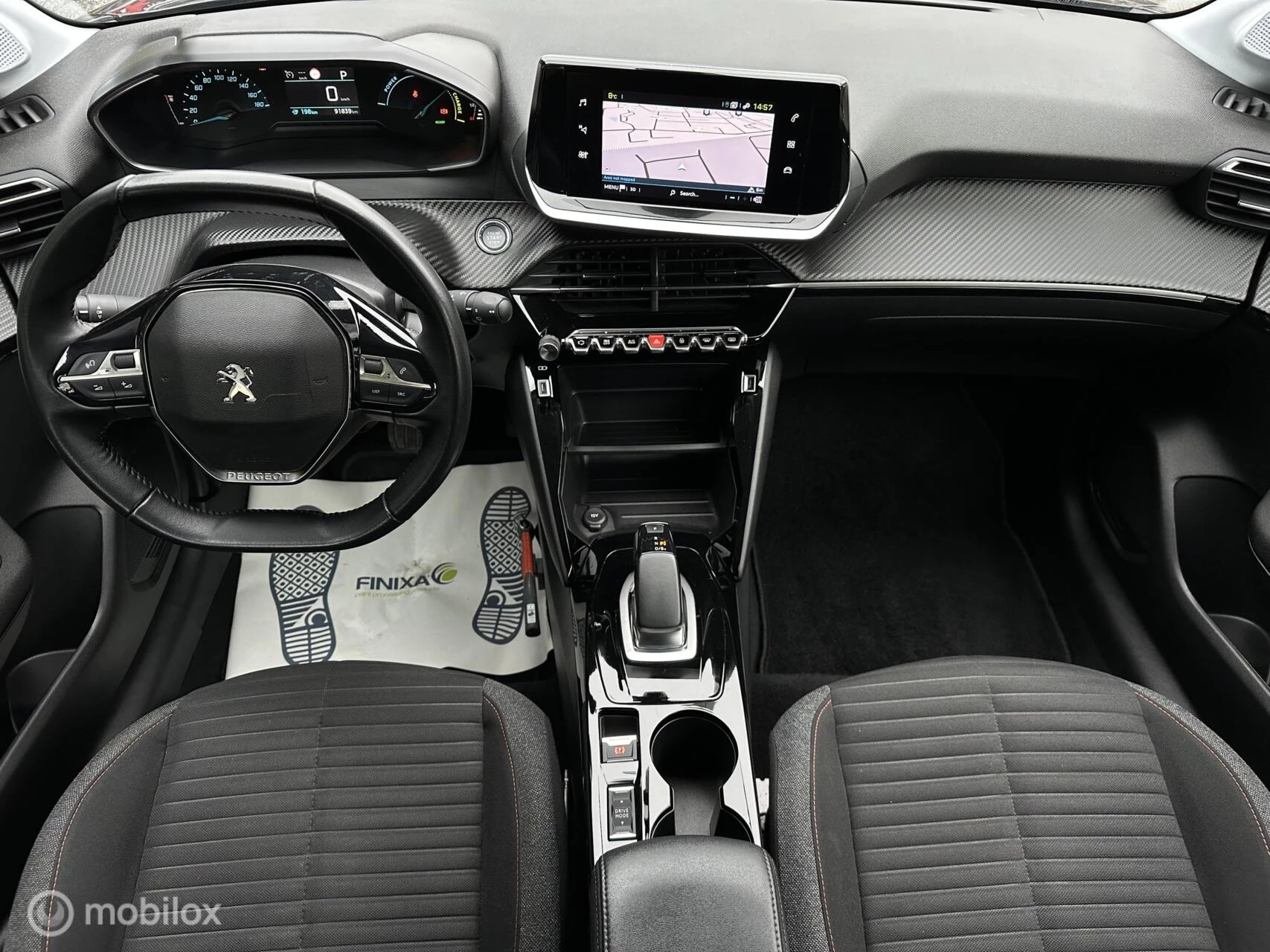 Hoofdafbeelding Peugeot e-208