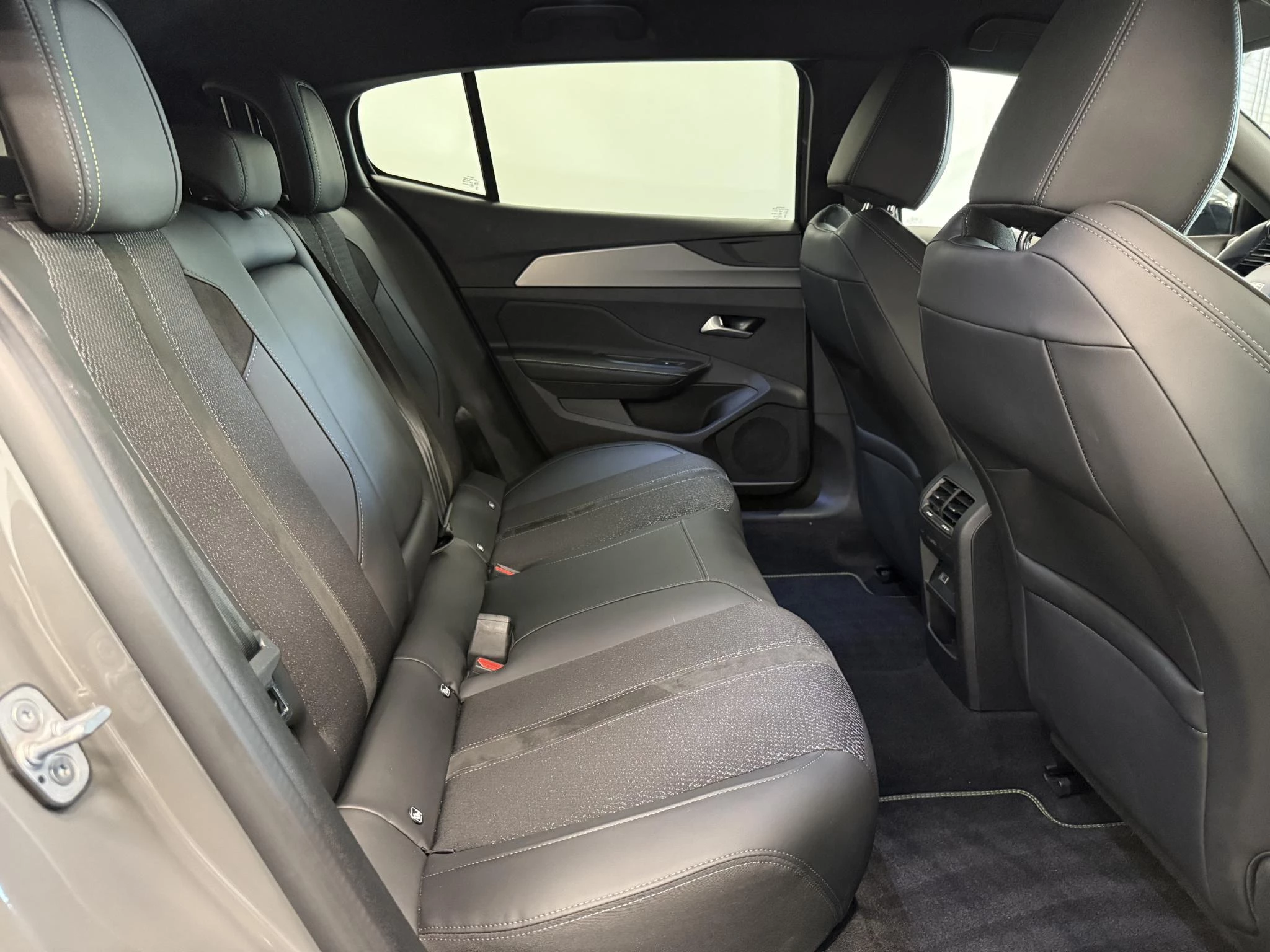 Hoofdafbeelding Peugeot 408