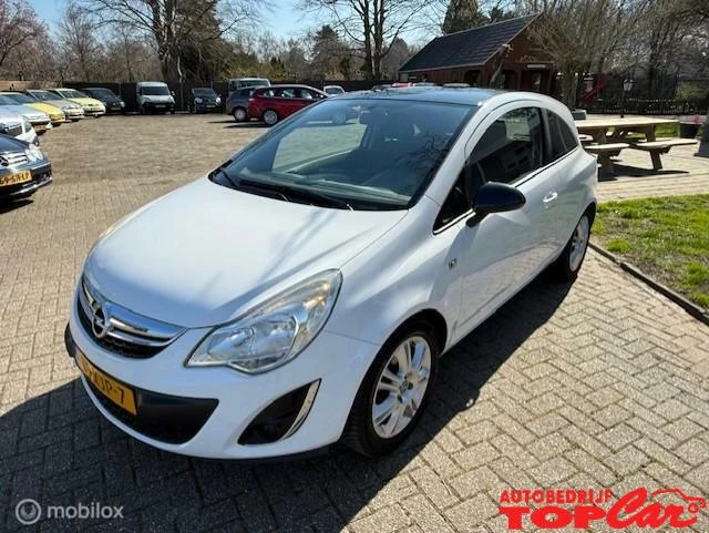 Hoofdafbeelding Opel Corsa