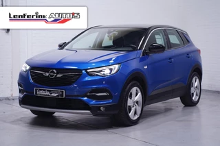 Opel Grandland X 1.2 Turbo Innovation Navi Clima Camera Panodak Winterpakket Sportstoelen Leder/stof Trekhaak Led koplampen