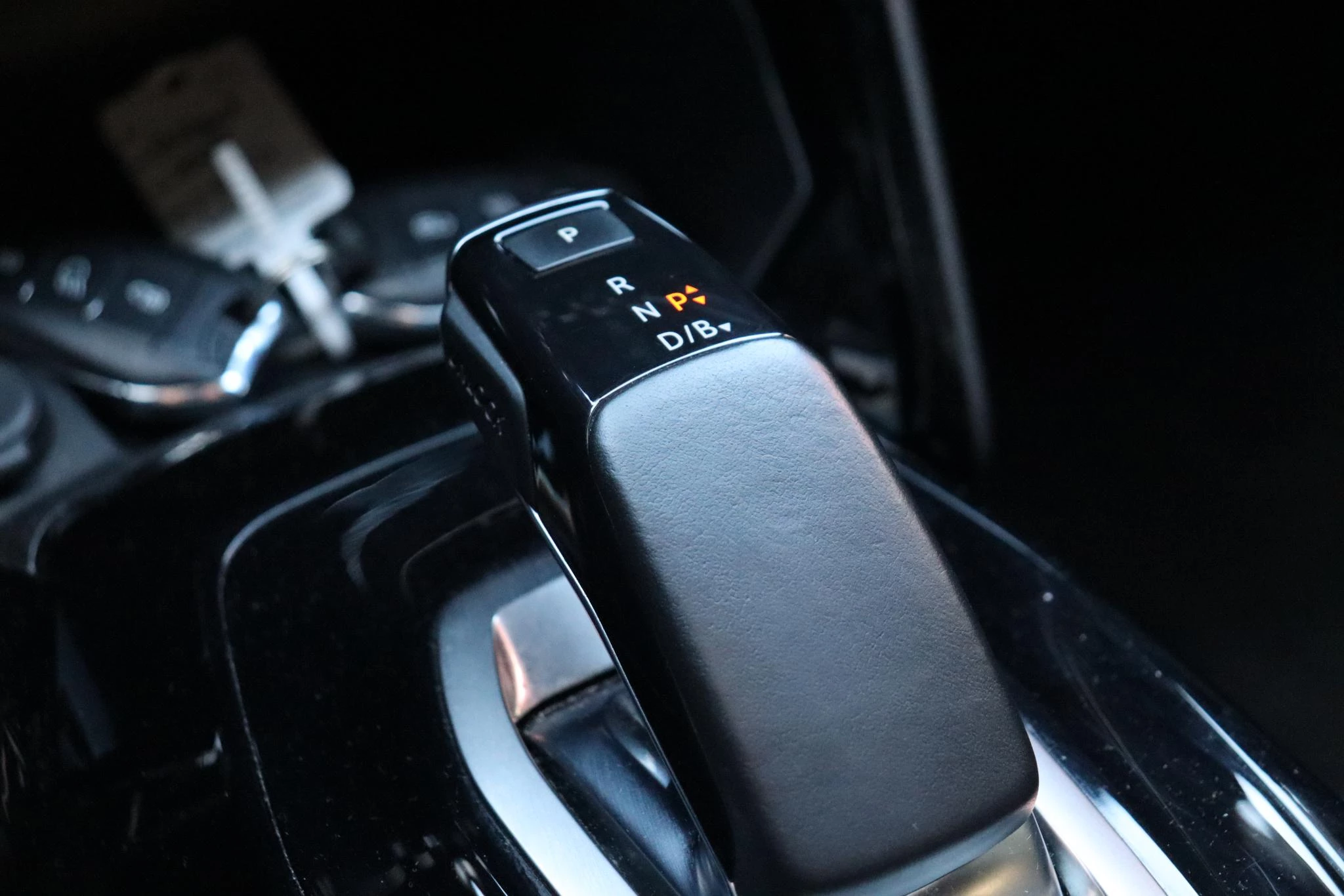 Hoofdafbeelding Peugeot e-2008