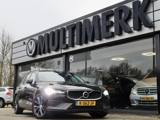 Hoofdafbeelding Volvo V60 Volvo V60 2.0 B3 Momentum-Camera-Trekhaak-Dealer onderhouden