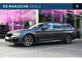 BMW 5 Serie Touring 530e High Executive M Sport Automaat / Panoramadak / Trekhaak / Sportstoelen / Stoelverwarming / Laserlight / Head-Up / Parking Assistant / Live Cockpit Professional