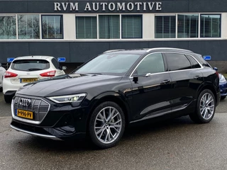 Hoofdafbeelding Audi e-tron Audi E-tron 55 quattro Business edition Plus 95 kWh| ELEK. PANO| STOELVERWARMING| ADAP. CRUISE| TREKHAAK|