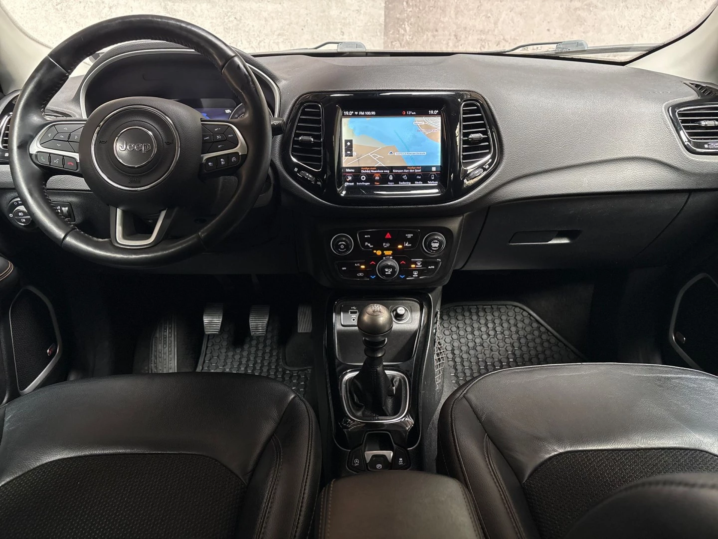 Hoofdafbeelding Jeep Compass