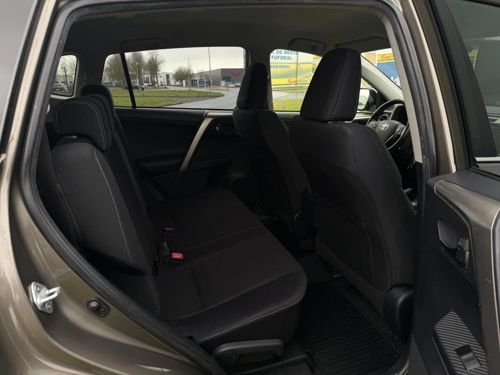 Hoofdafbeelding Toyota RAV4