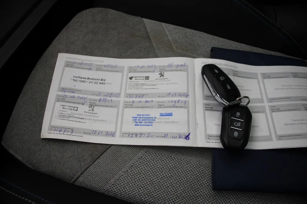 Hoofdafbeelding Peugeot e-208