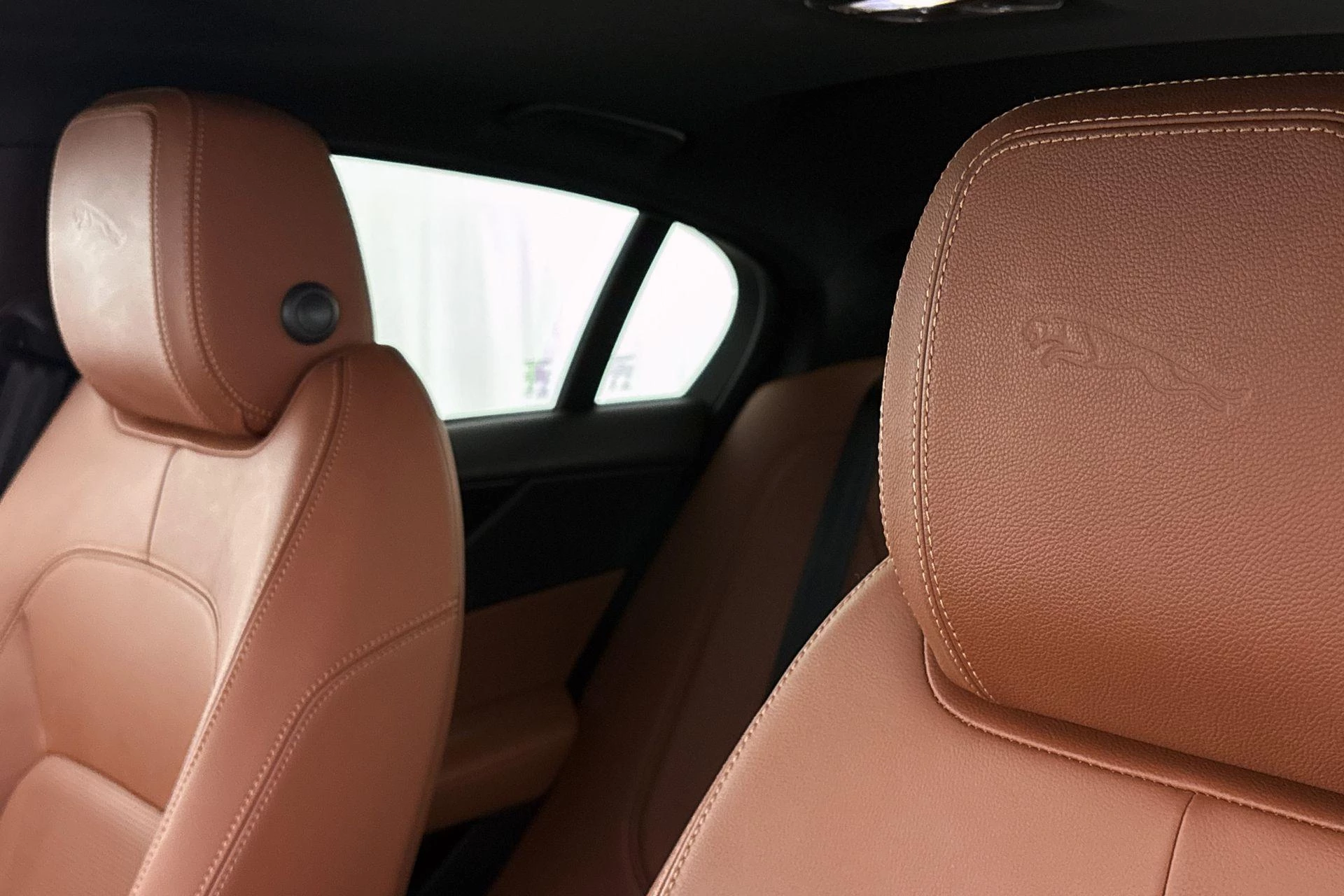 Hoofdafbeelding Jaguar XE