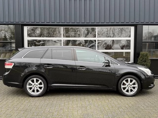 Hoofdafbeelding Toyota Avensis