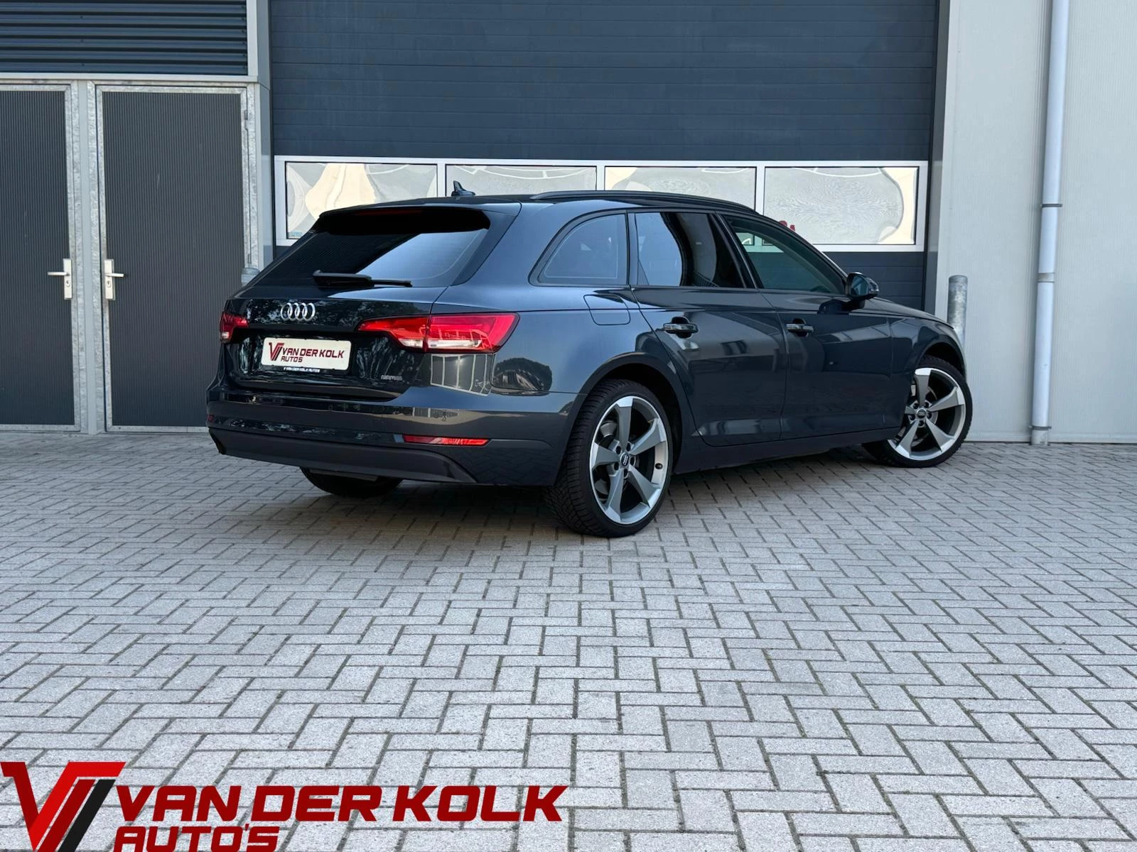 Hoofdafbeelding Audi A4