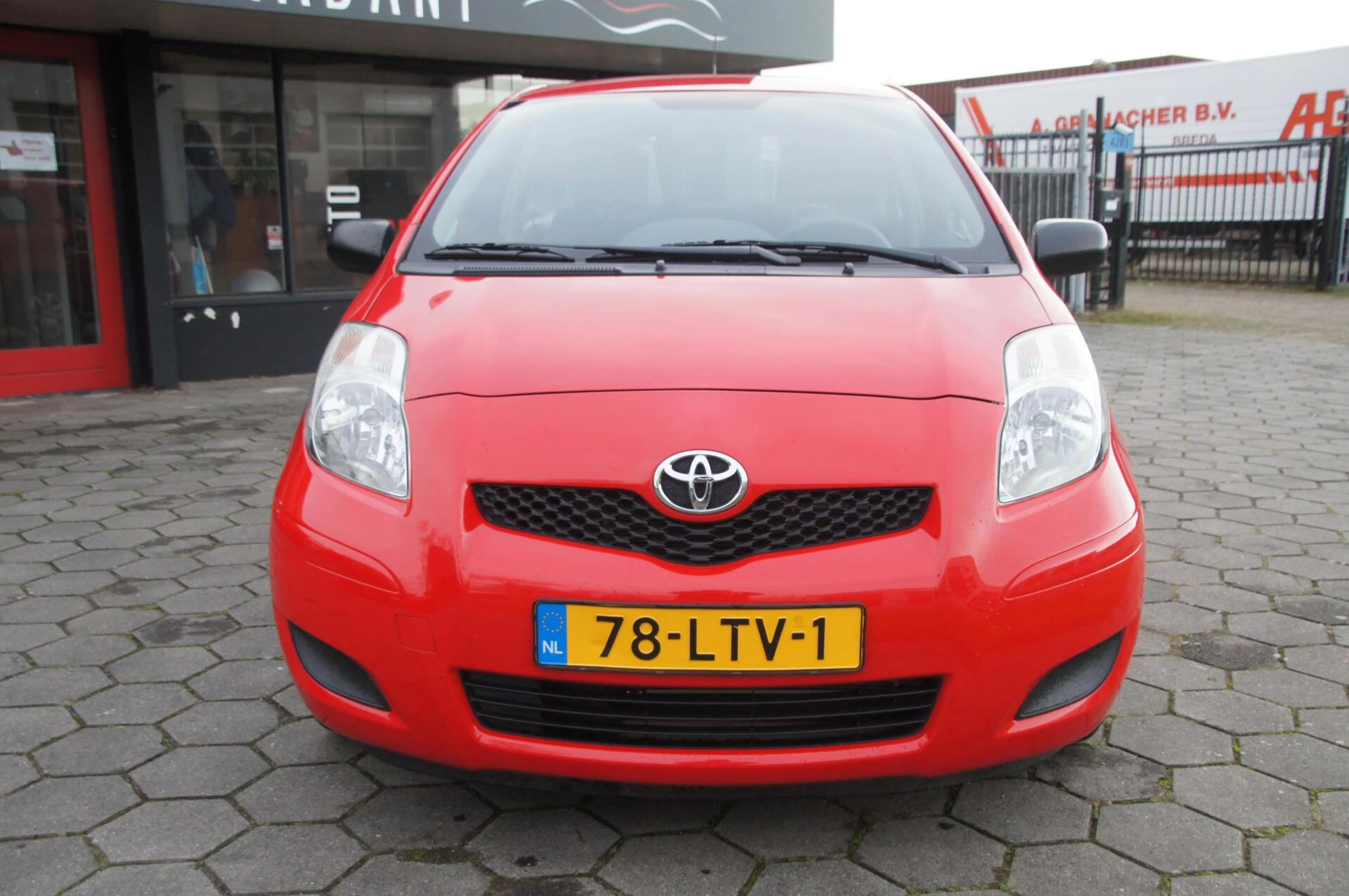 Hoofdafbeelding Toyota Yaris