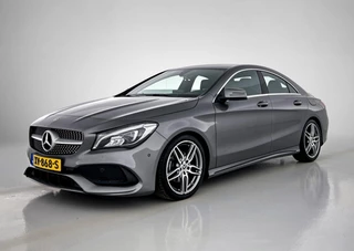 Mercedes-Benz CLA-klasse 180 AMG Night Automaat (NAVIGATIE, STOELVERWARMING, LED, STUURBEDIENING, AFNEEMBARE TREKHAAK)
