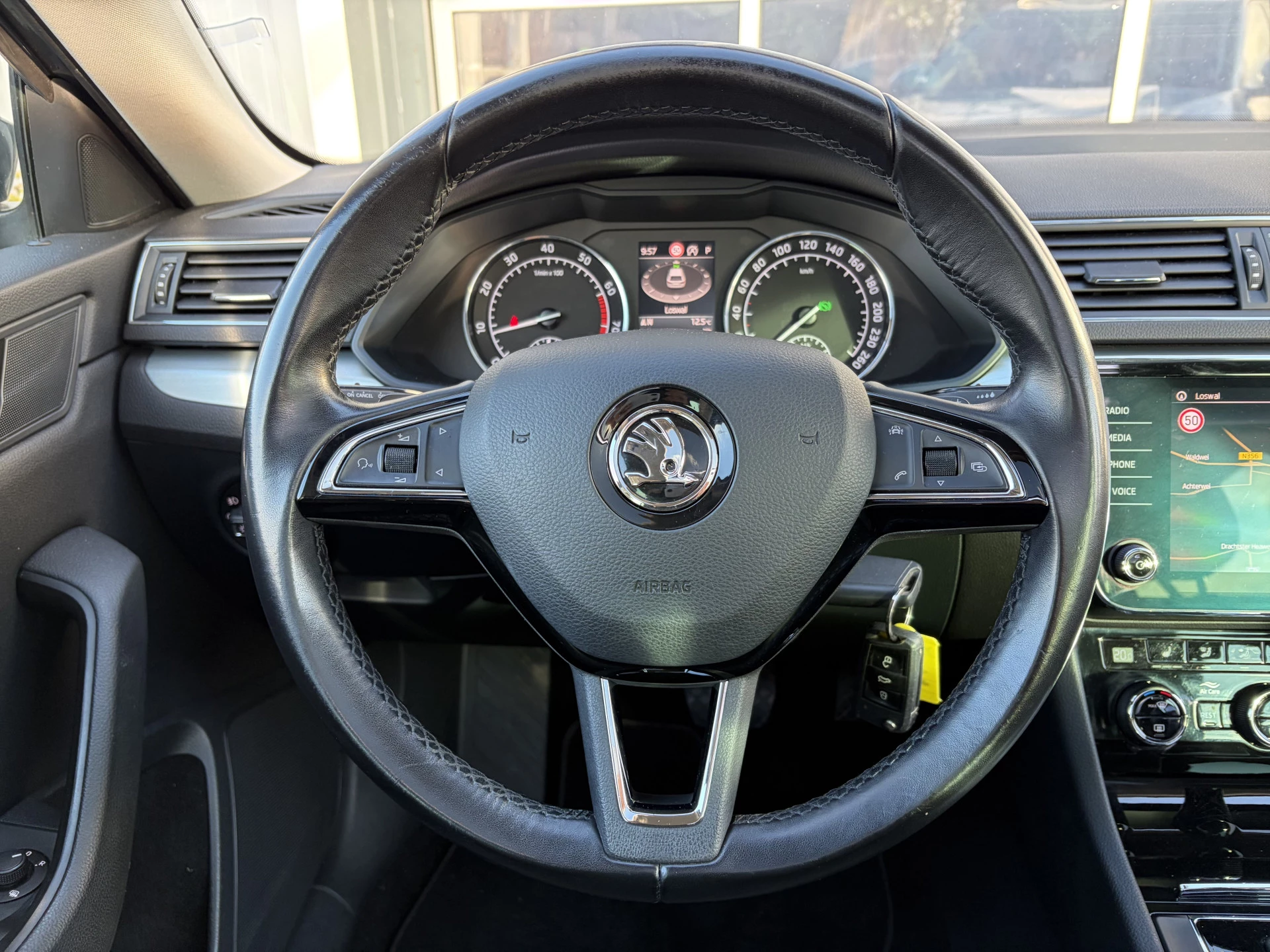 Hoofdafbeelding Škoda Superb