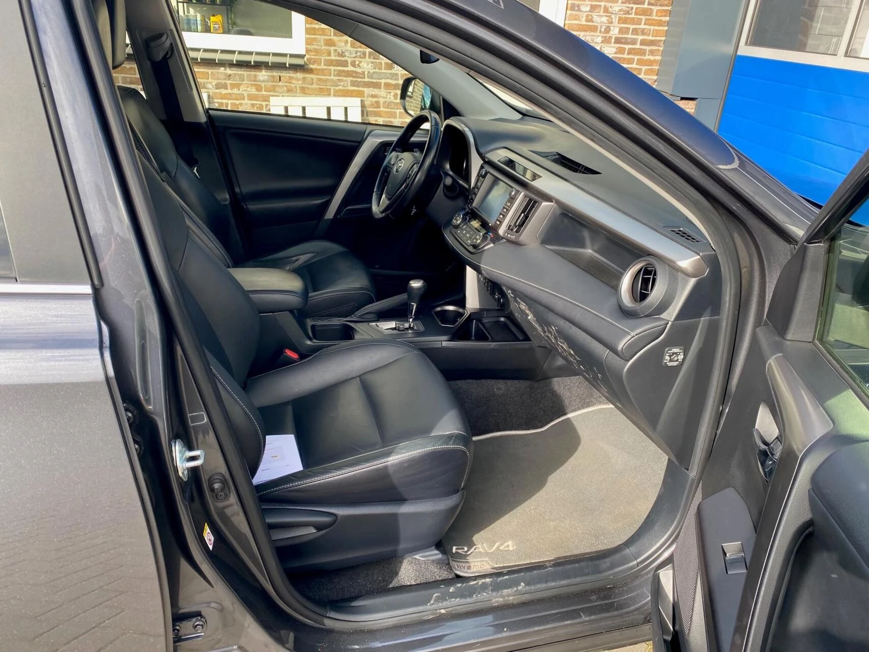 Hoofdafbeelding Toyota RAV4