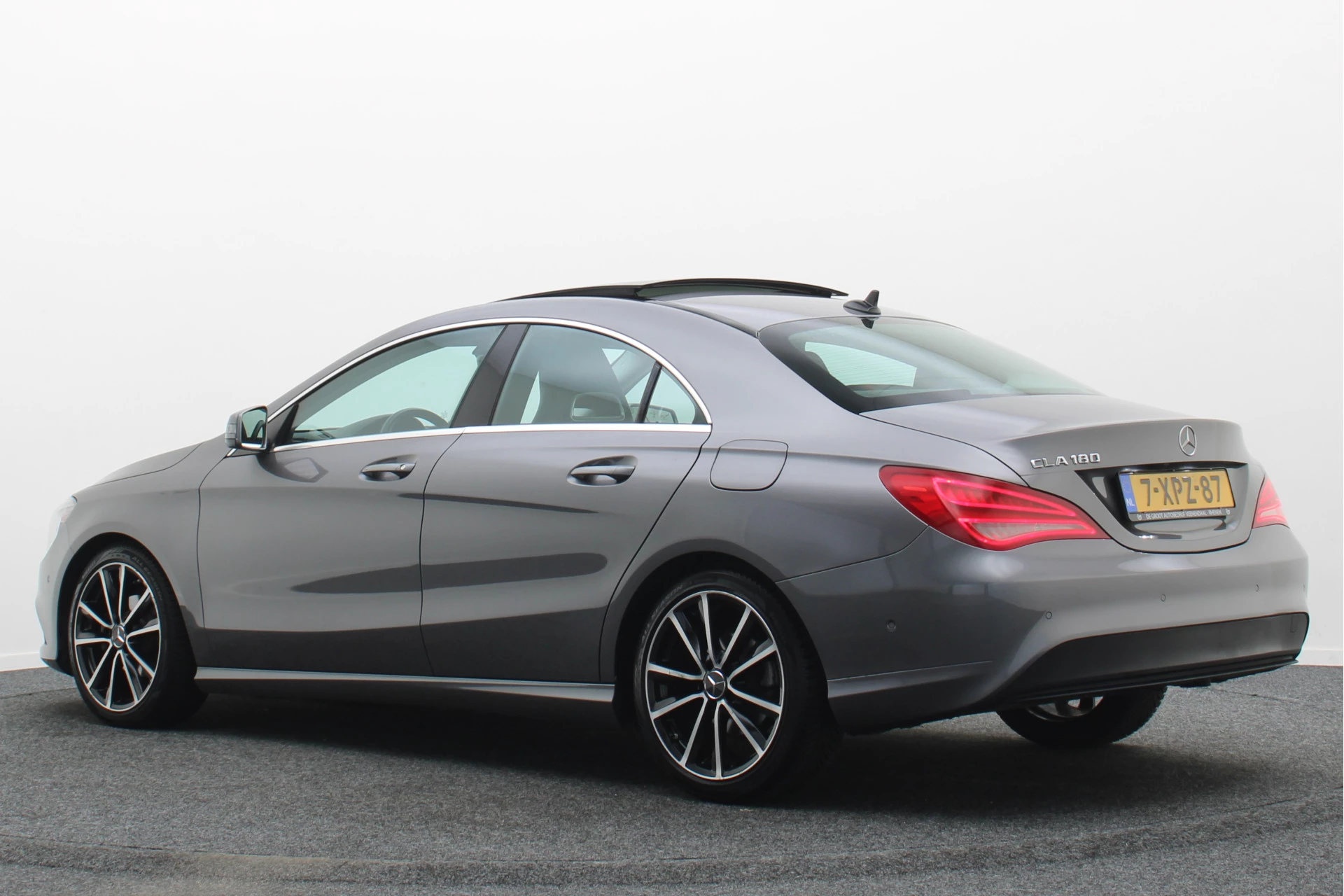 Hoofdafbeelding Mercedes-Benz CLA