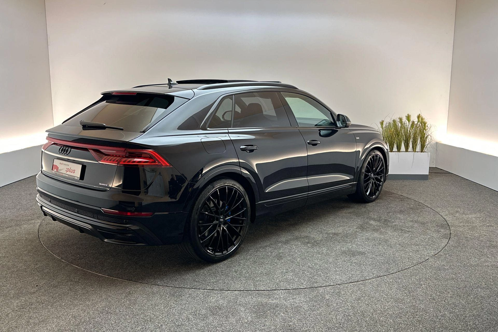 Hoofdafbeelding Audi Q8