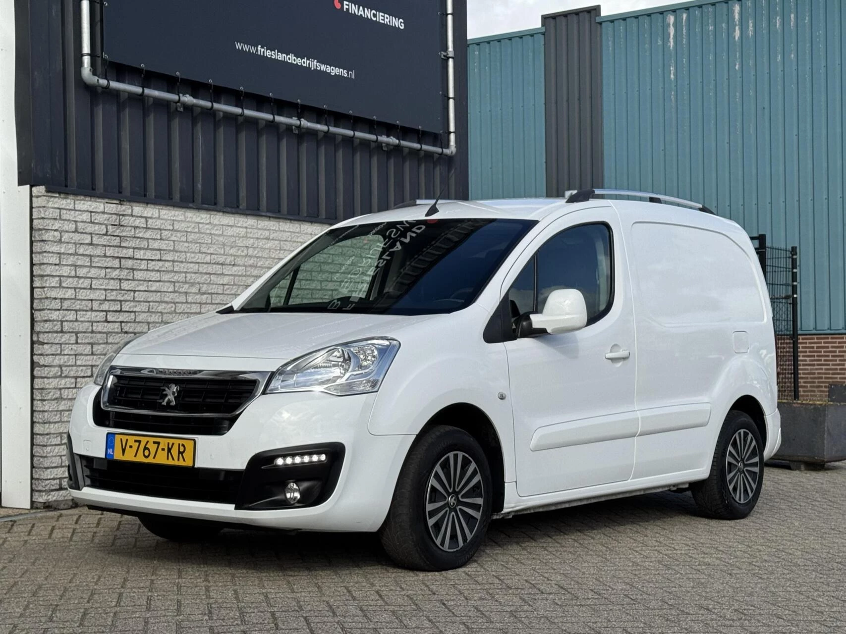 Hoofdafbeelding Peugeot Partner