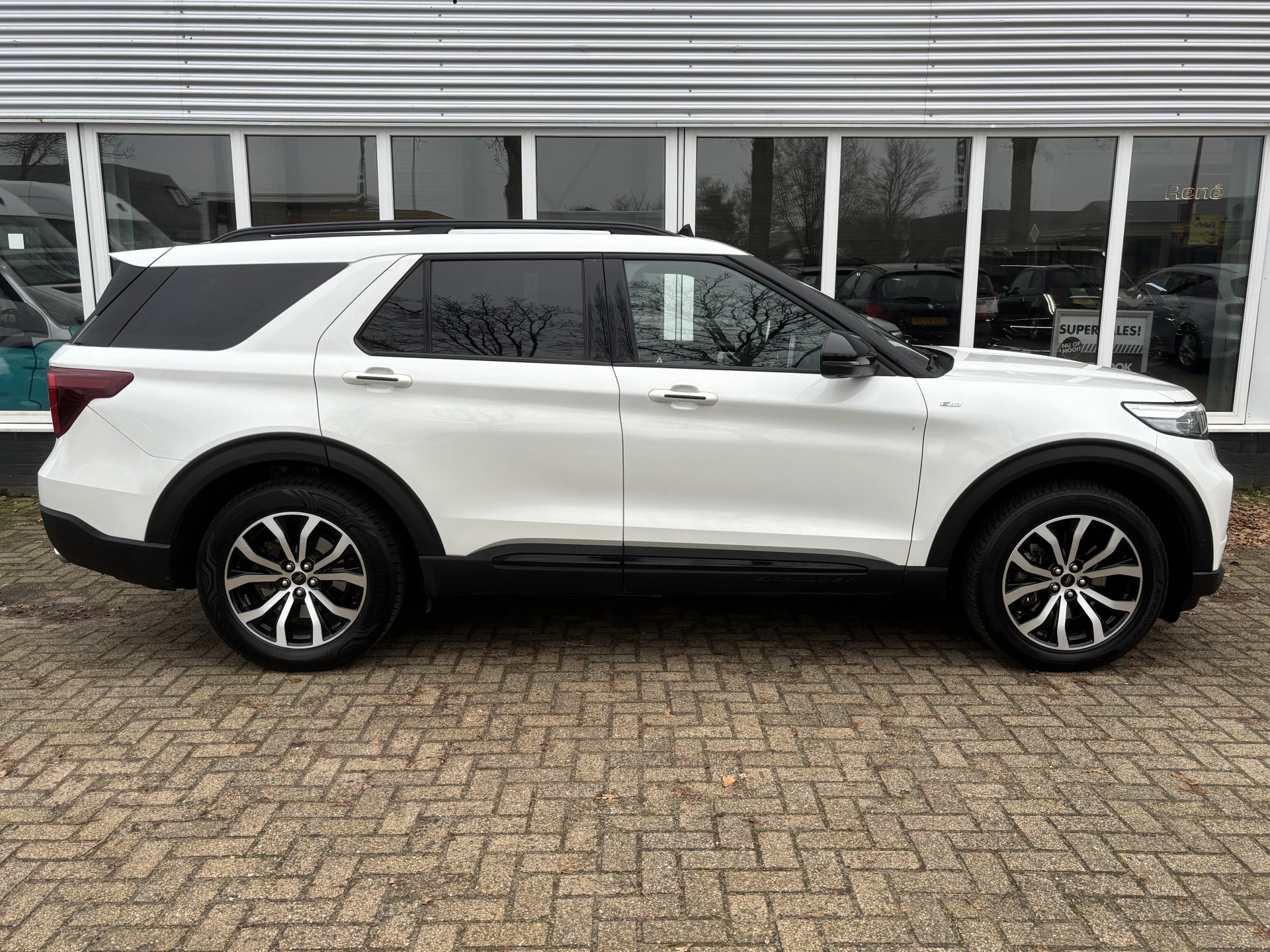 Hoofdafbeelding Ford Explorer