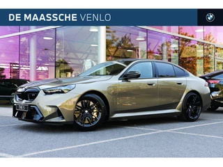 BMW M5 5 Serie Automaat / Trekhaak / Carbon-keramische remmen / Carbon Pack / M Drive Professional / Comfort Access / Parking Assistant Professional / Stoelventilatie