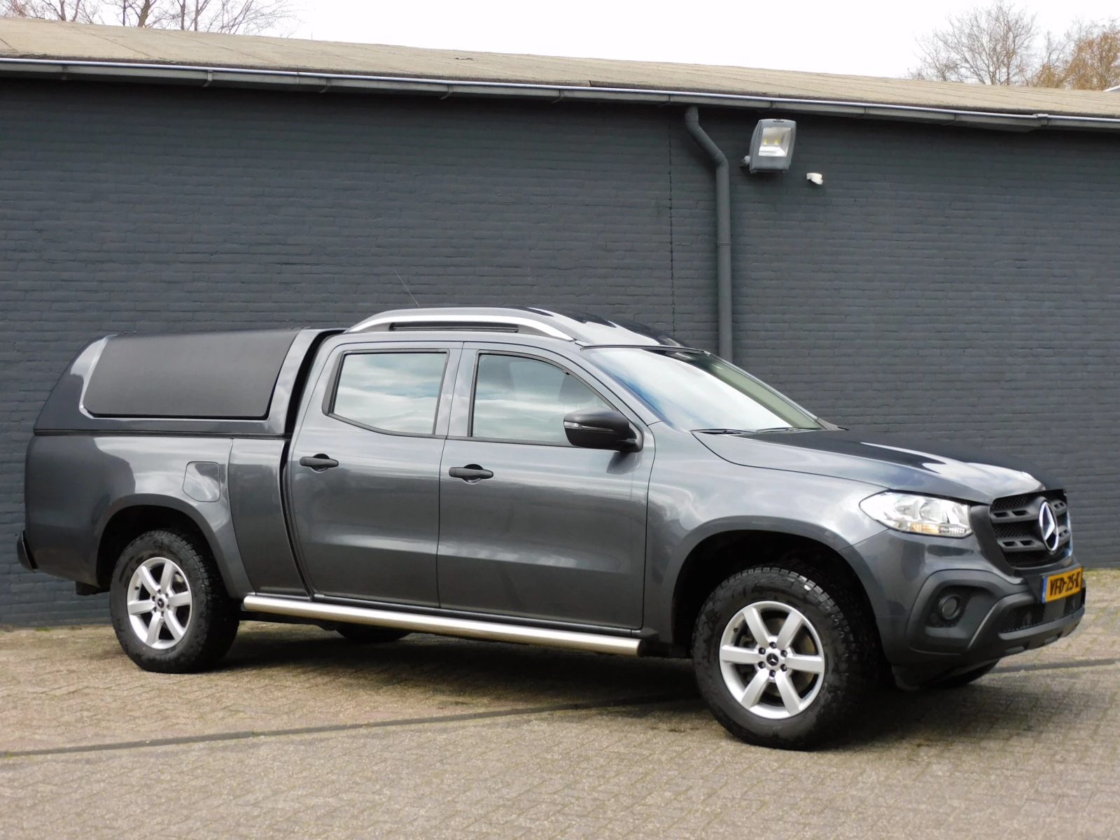 Hoofdafbeelding Mercedes-Benz X-Klasse