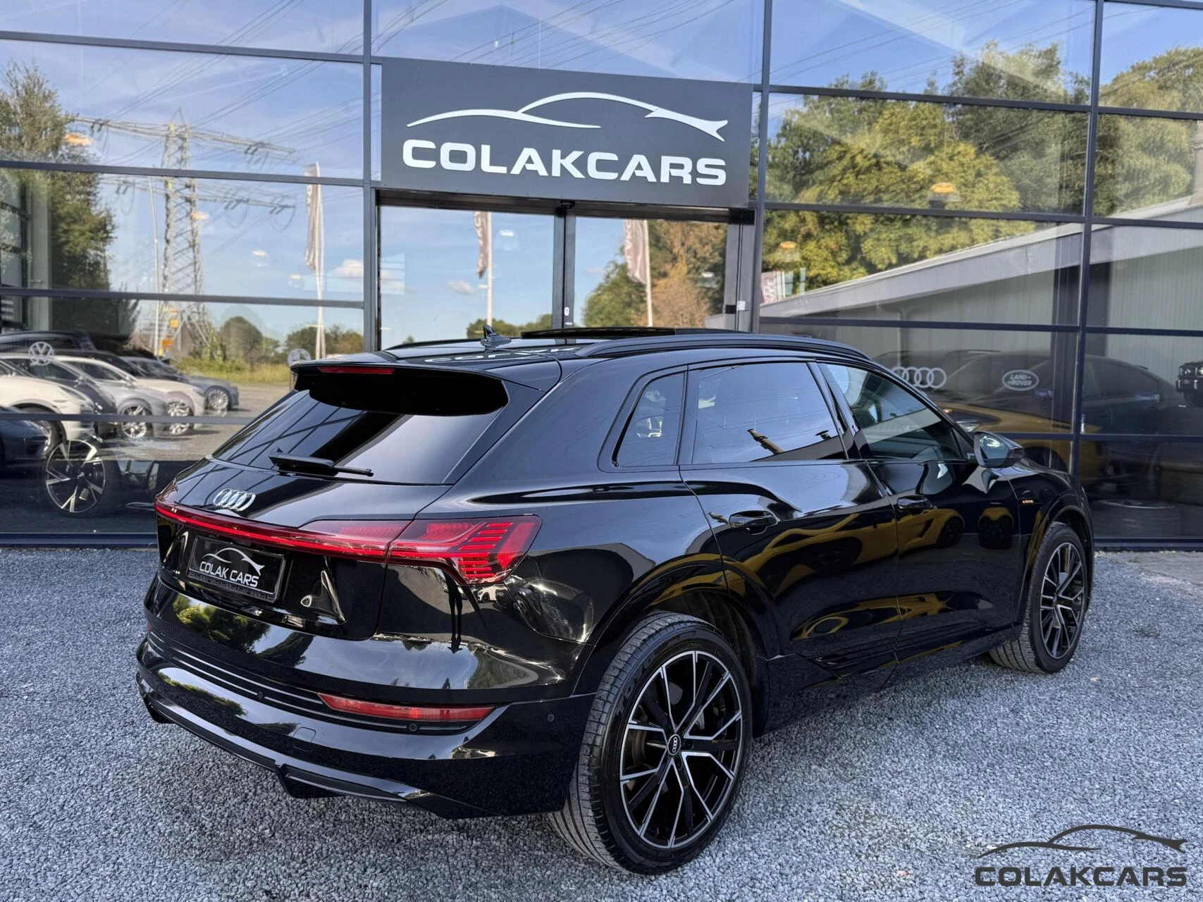 Hoofdafbeelding Audi e-tron