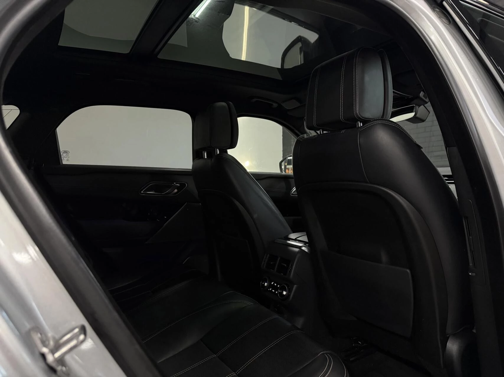 Hoofdafbeelding Land Rover Range Rover Velar