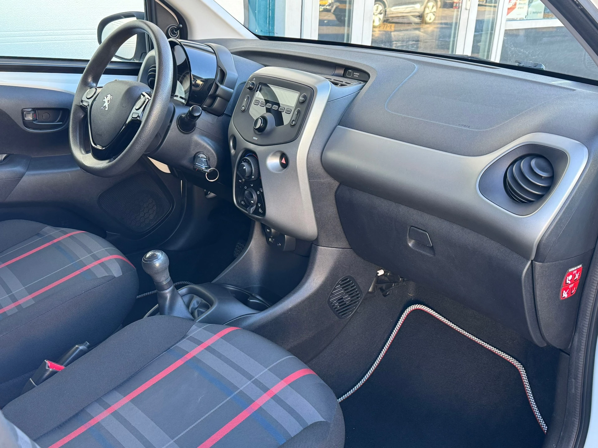 Hoofdafbeelding Peugeot 108