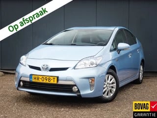 Hoofdafbeelding Toyota Prius Toyota Prius 1.8 Plug-in Aspiration (100PK), Toyota-Dealer-Onderh., 12-MND-BOVAG, NL-Auto, Navigatie, Leer, Stoelverwarming, Achteruitrijcamera, Cruise-Control, Trekhaak, Head-Up-Display, Privacy-Glas