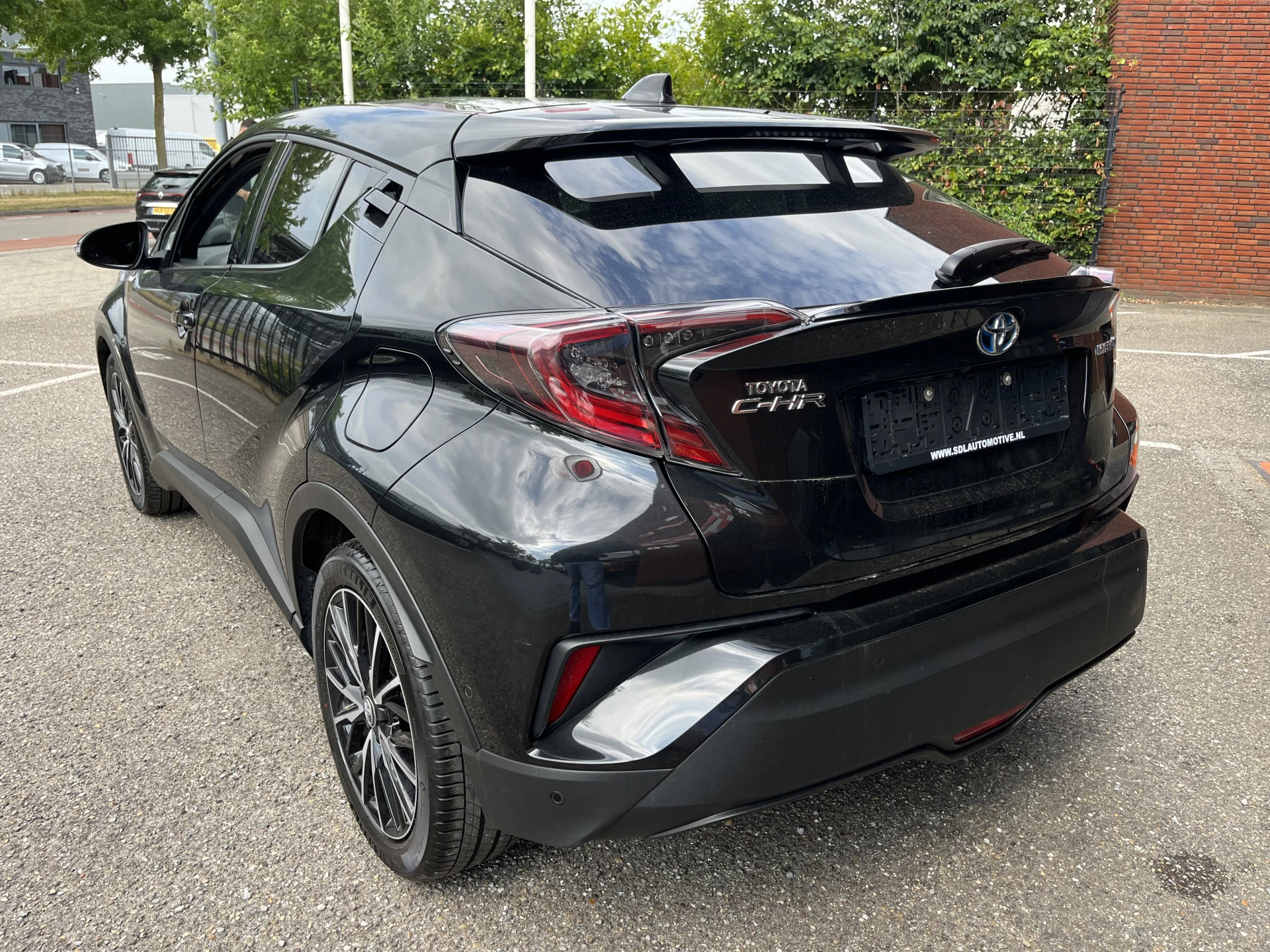 Hoofdafbeelding Toyota C-HR
