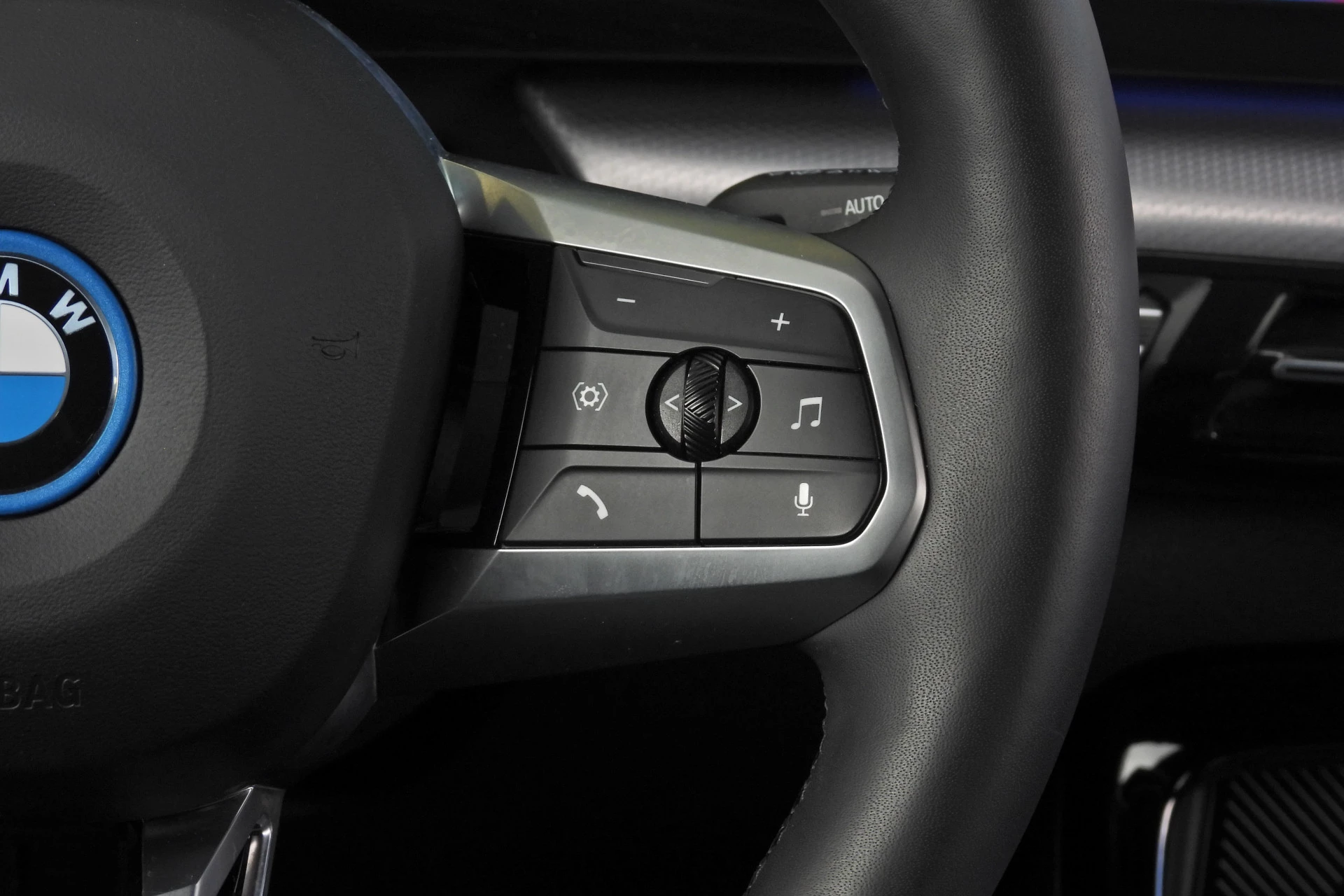 Hoofdafbeelding BMW iX2