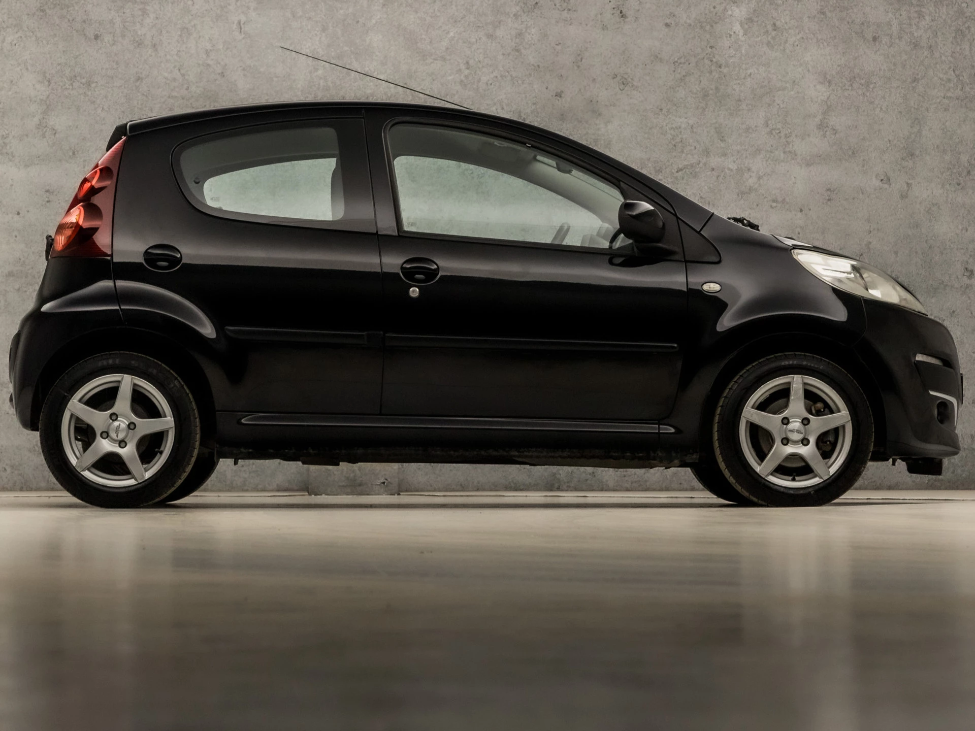 Hoofdafbeelding Peugeot 107