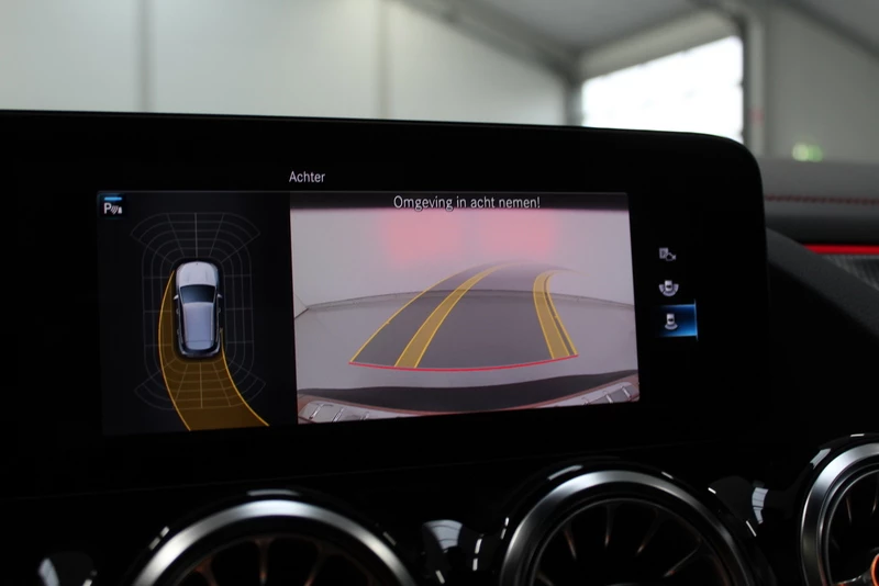 Hoofdafbeelding Mercedes-Benz EQA