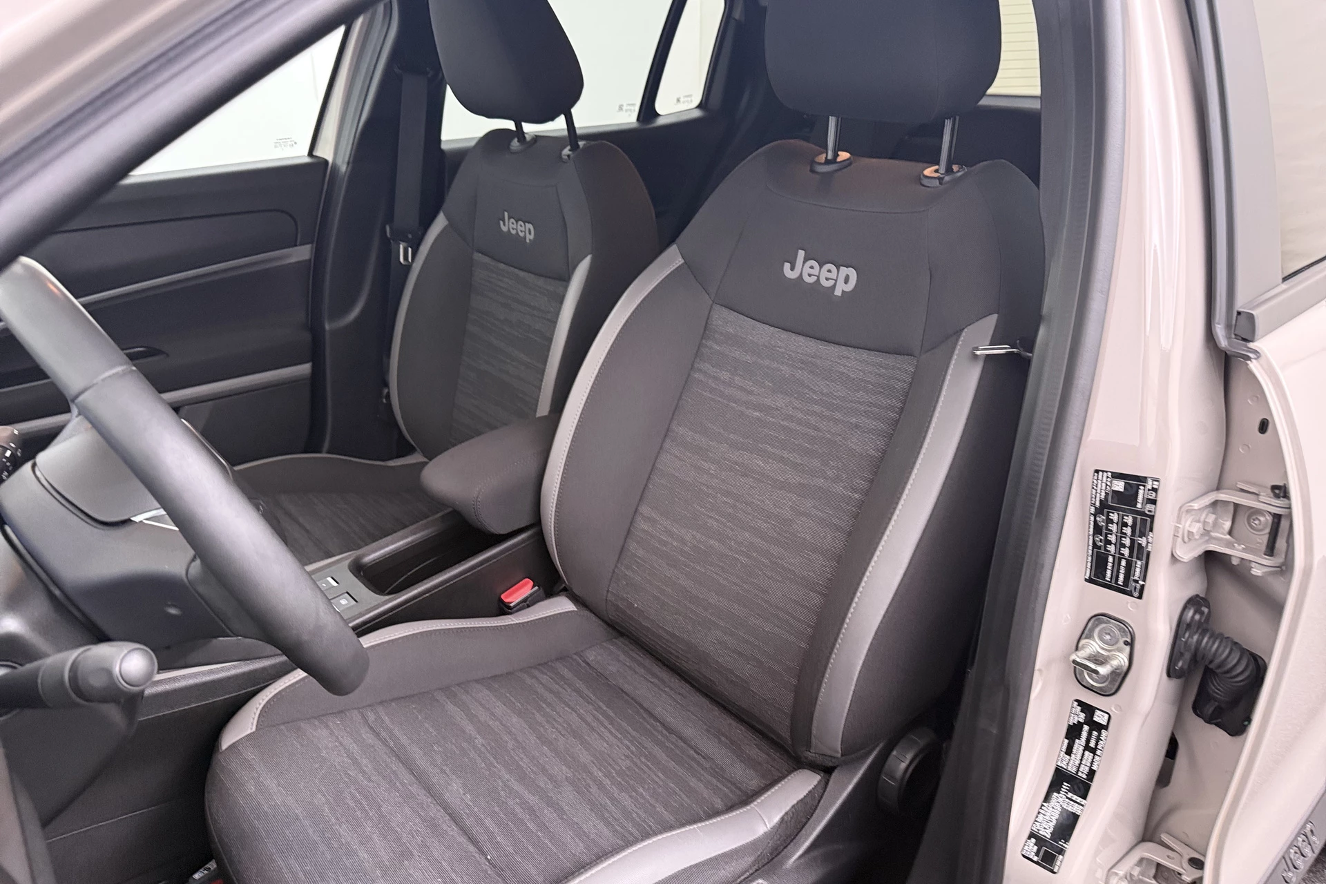 Hoofdafbeelding Jeep Avenger