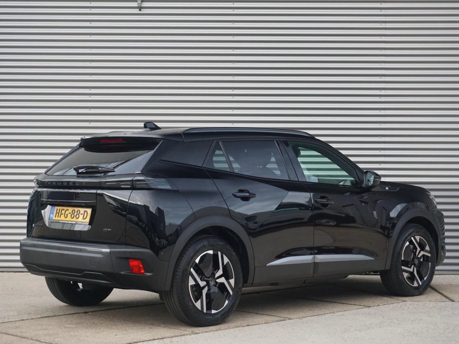 Hoofdafbeelding Peugeot e-2008