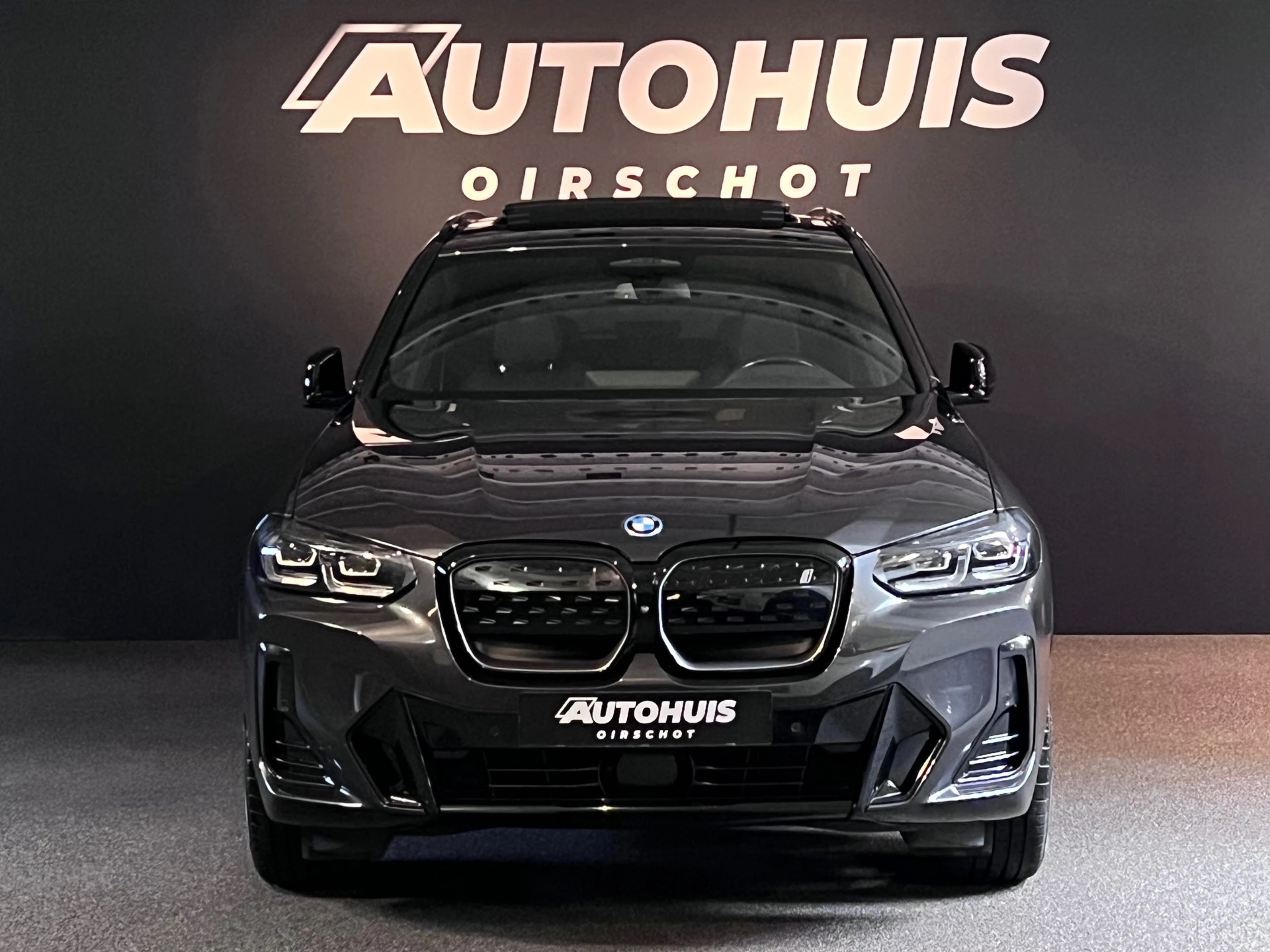 Hoofdafbeelding BMW iX3