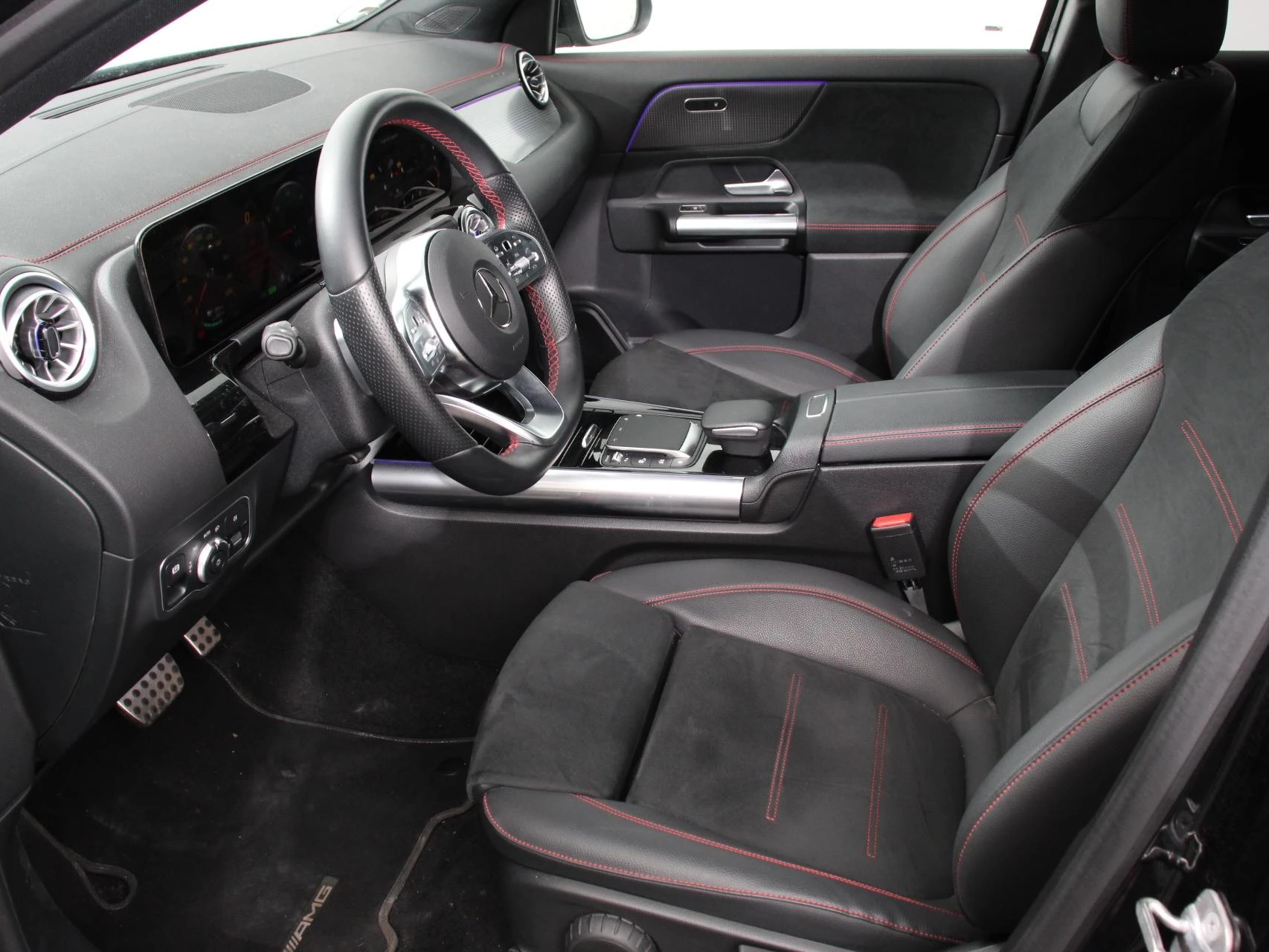 Hoofdafbeelding Mercedes-Benz EQA