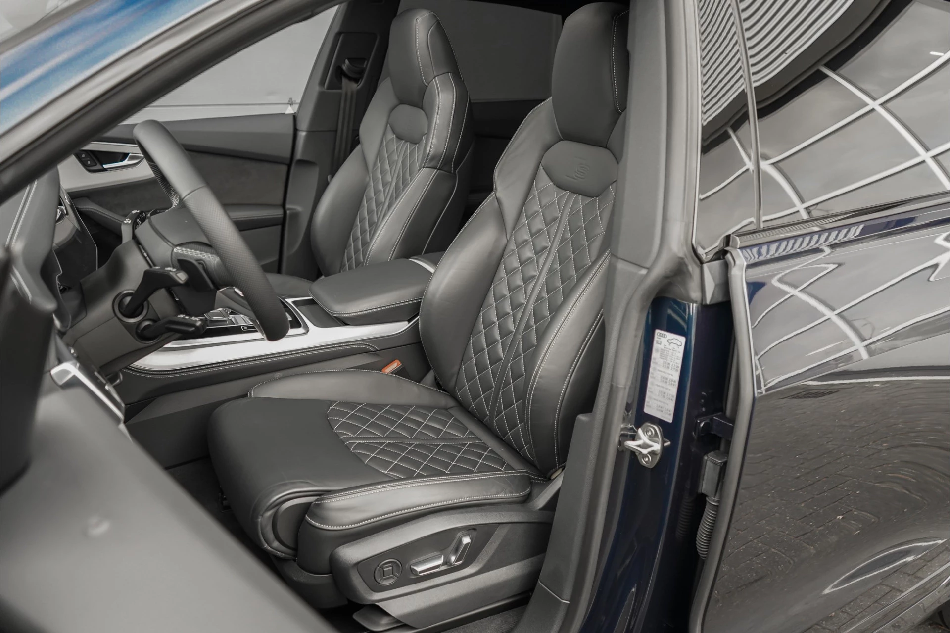 Hoofdafbeelding Audi Q8