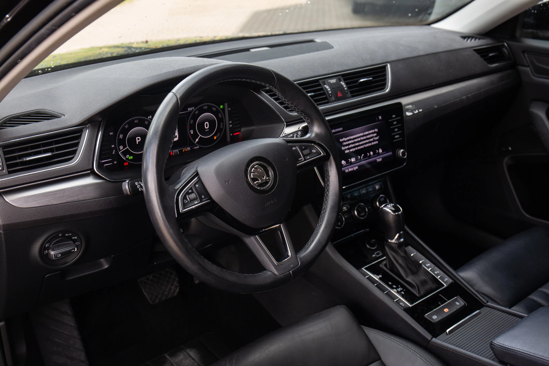 Hoofdafbeelding Škoda Superb