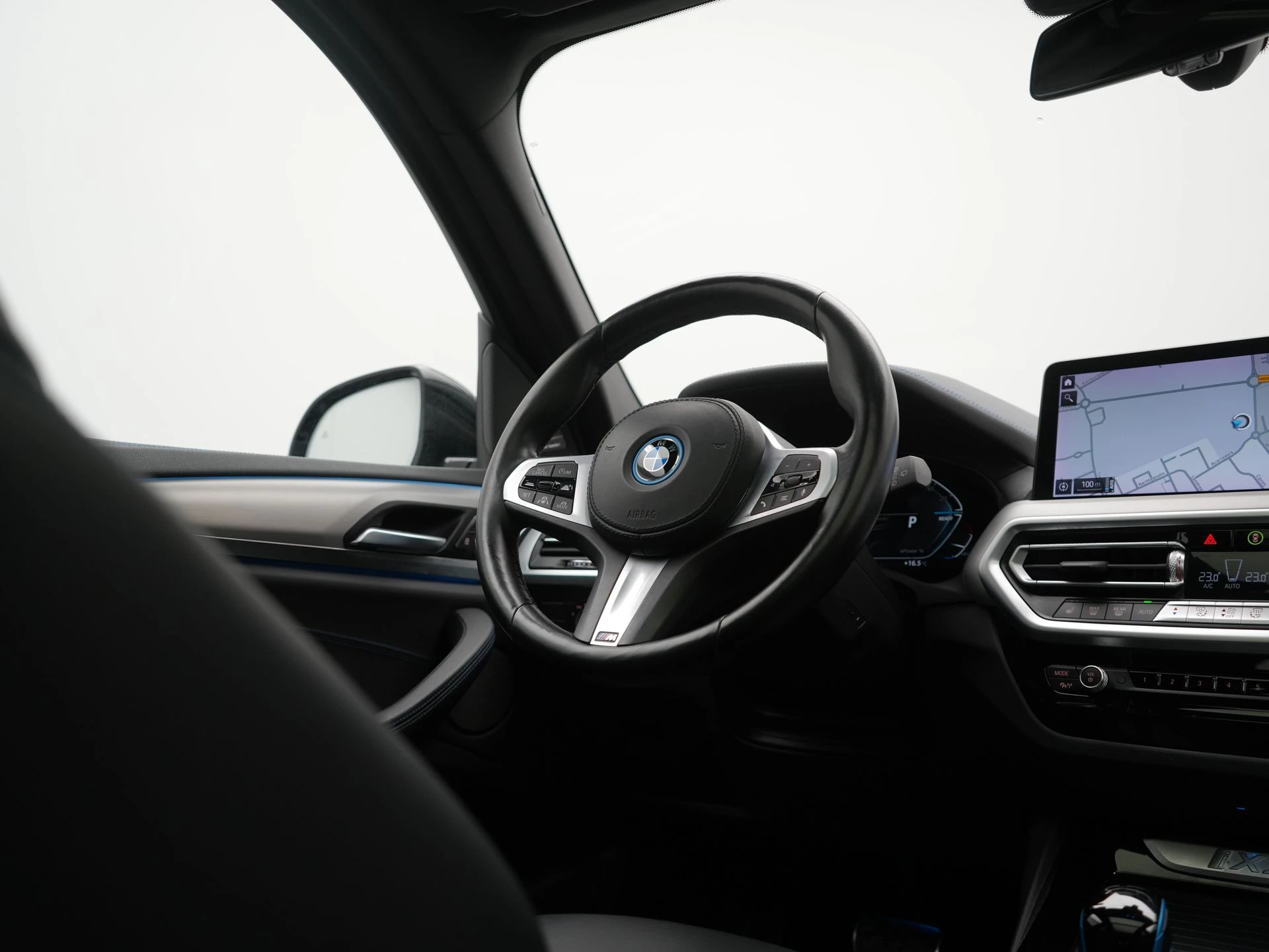 Hoofdafbeelding BMW iX3