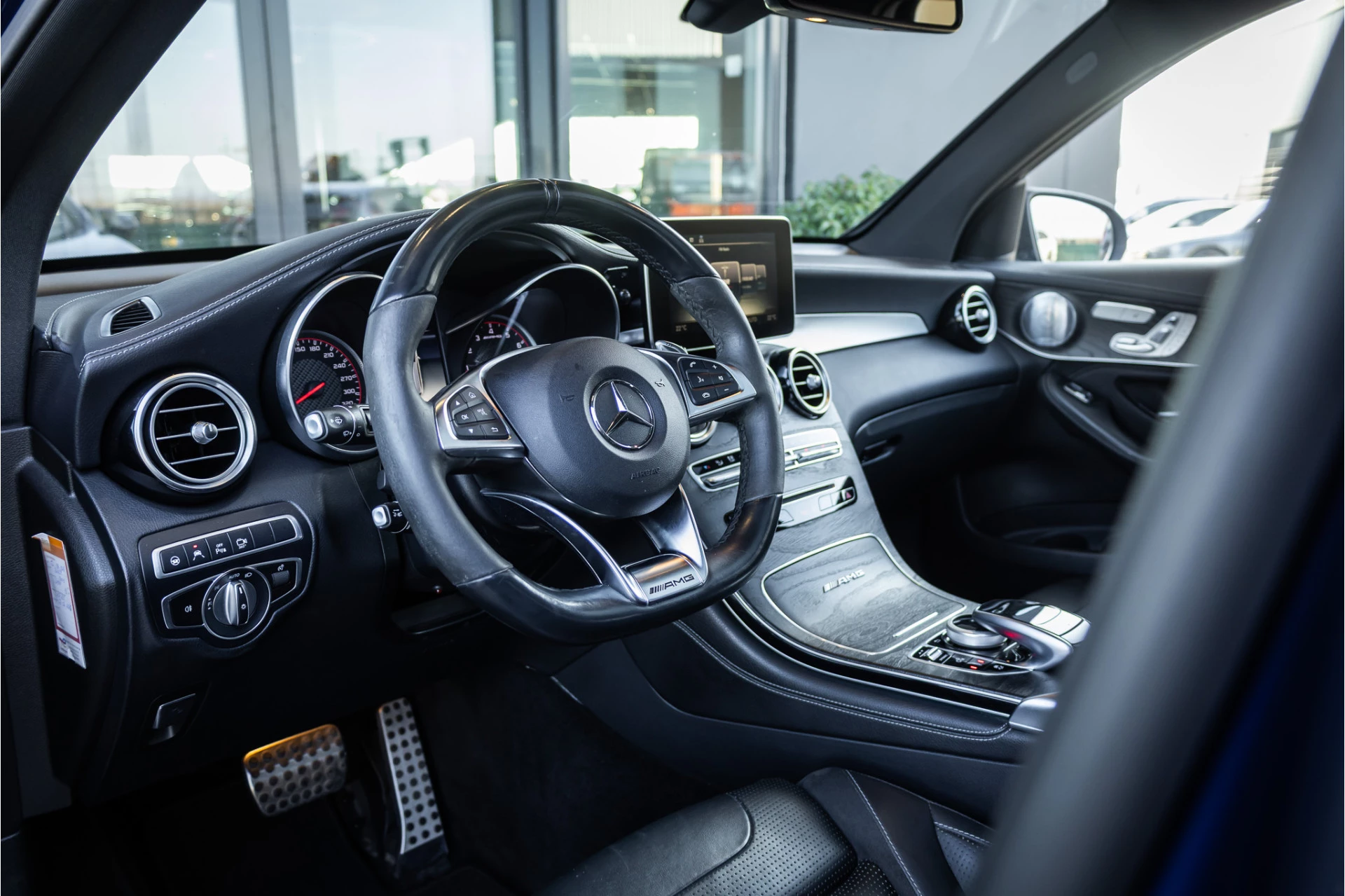 Hoofdafbeelding Mercedes-Benz GLC