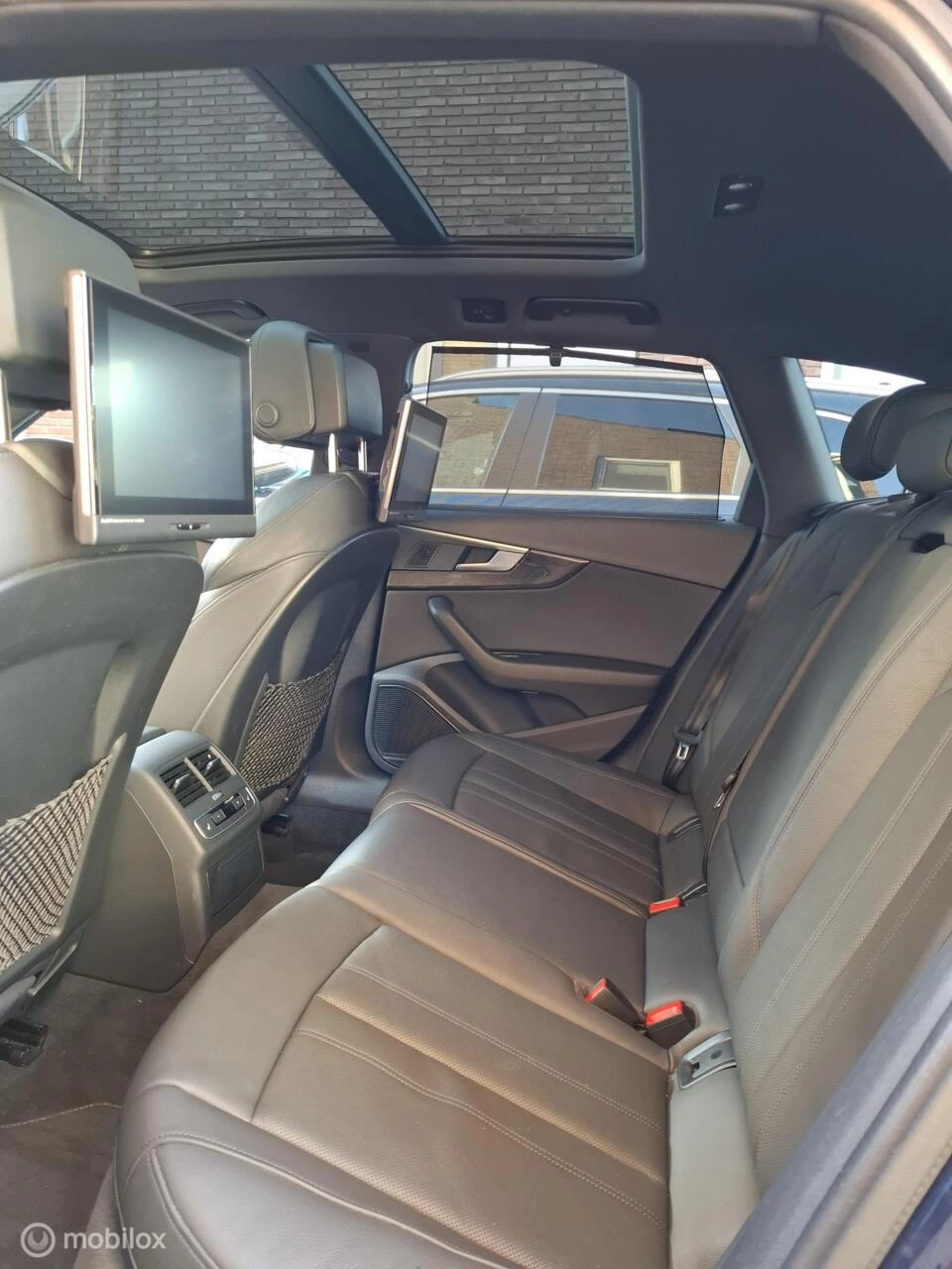 Hoofdafbeelding Audi S4