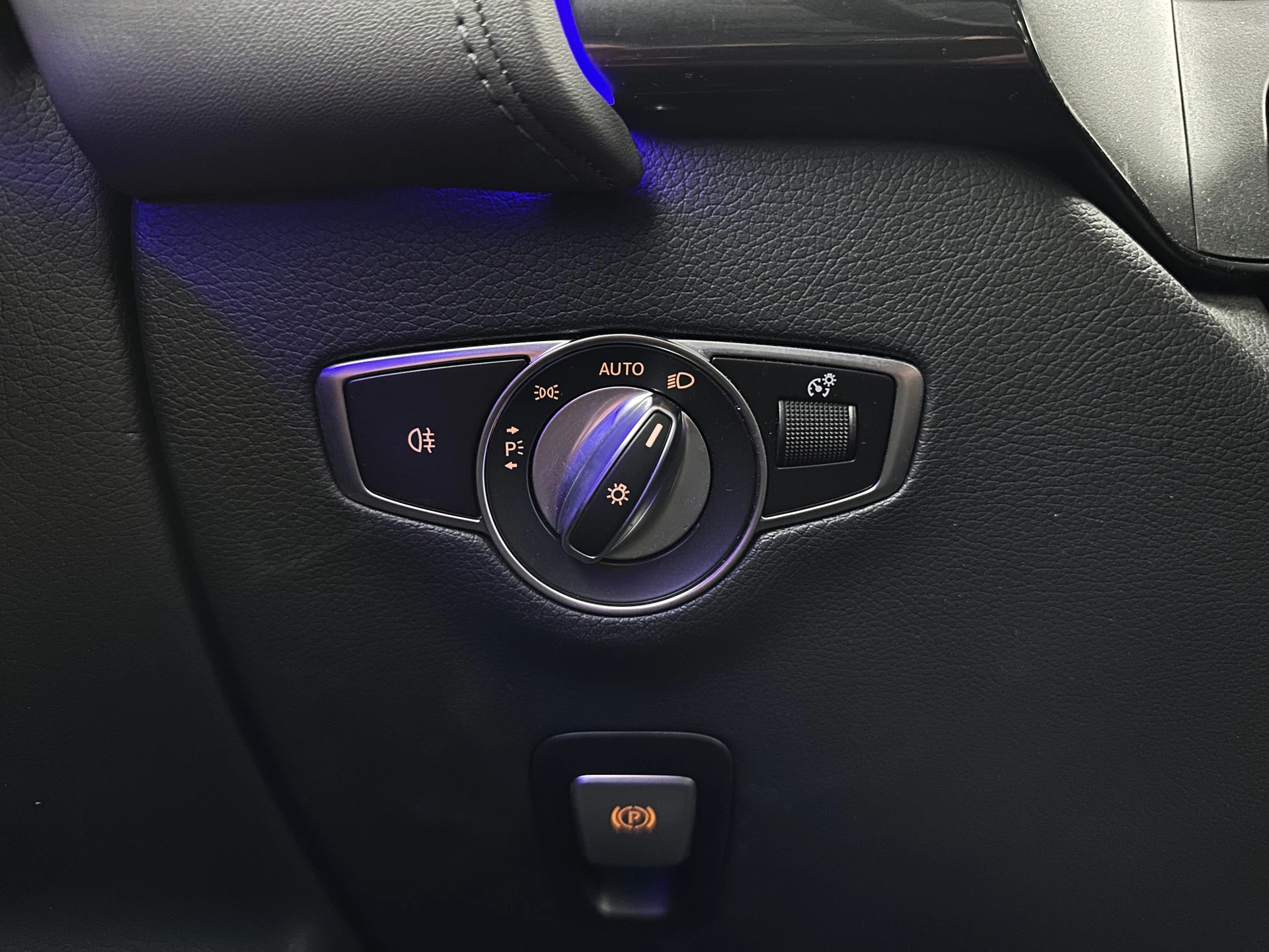 Hoofdafbeelding Mercedes-Benz EQC