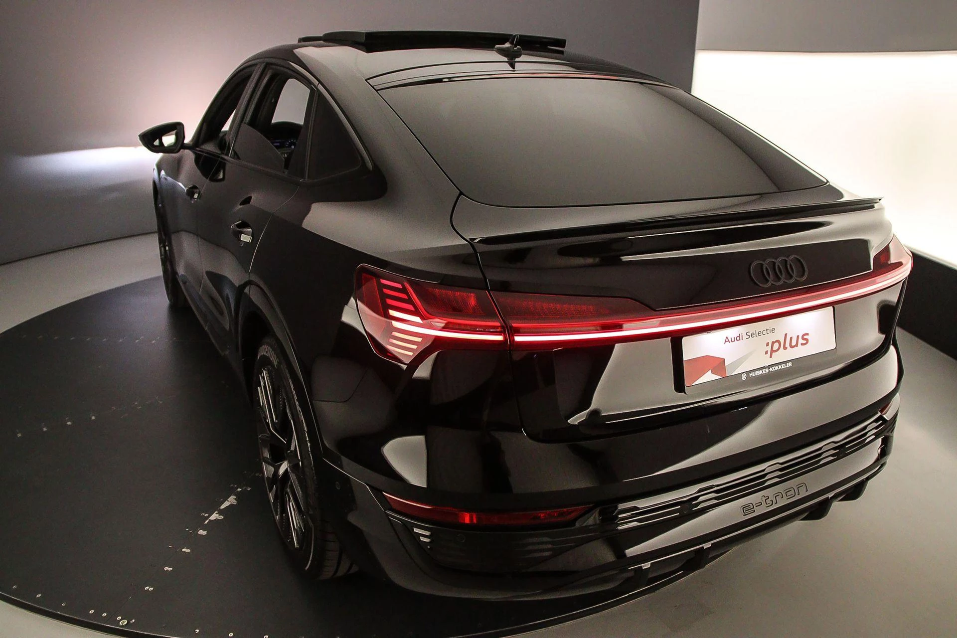Hoofdafbeelding Audi Q8 Sportback e-tron